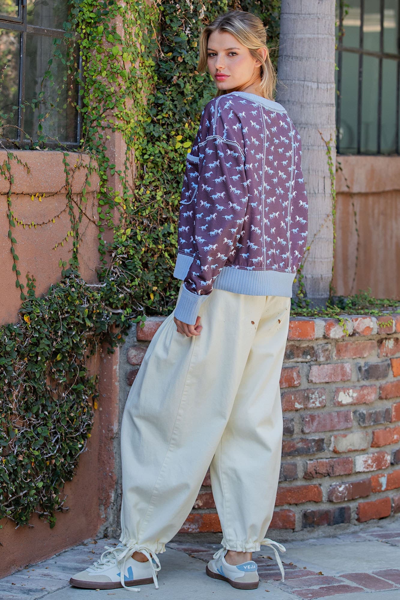 TH17180 - VINTAGE PLUM