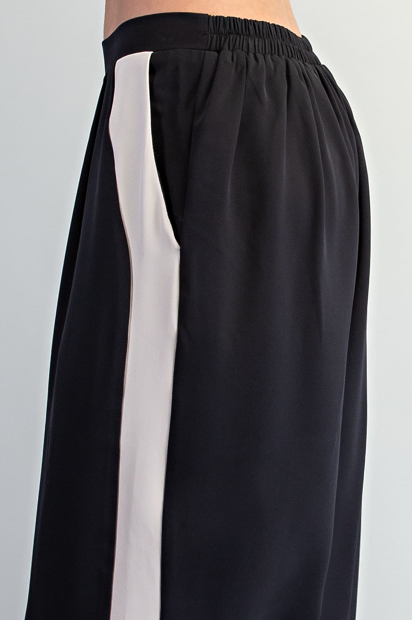 PK16795 - BLACK