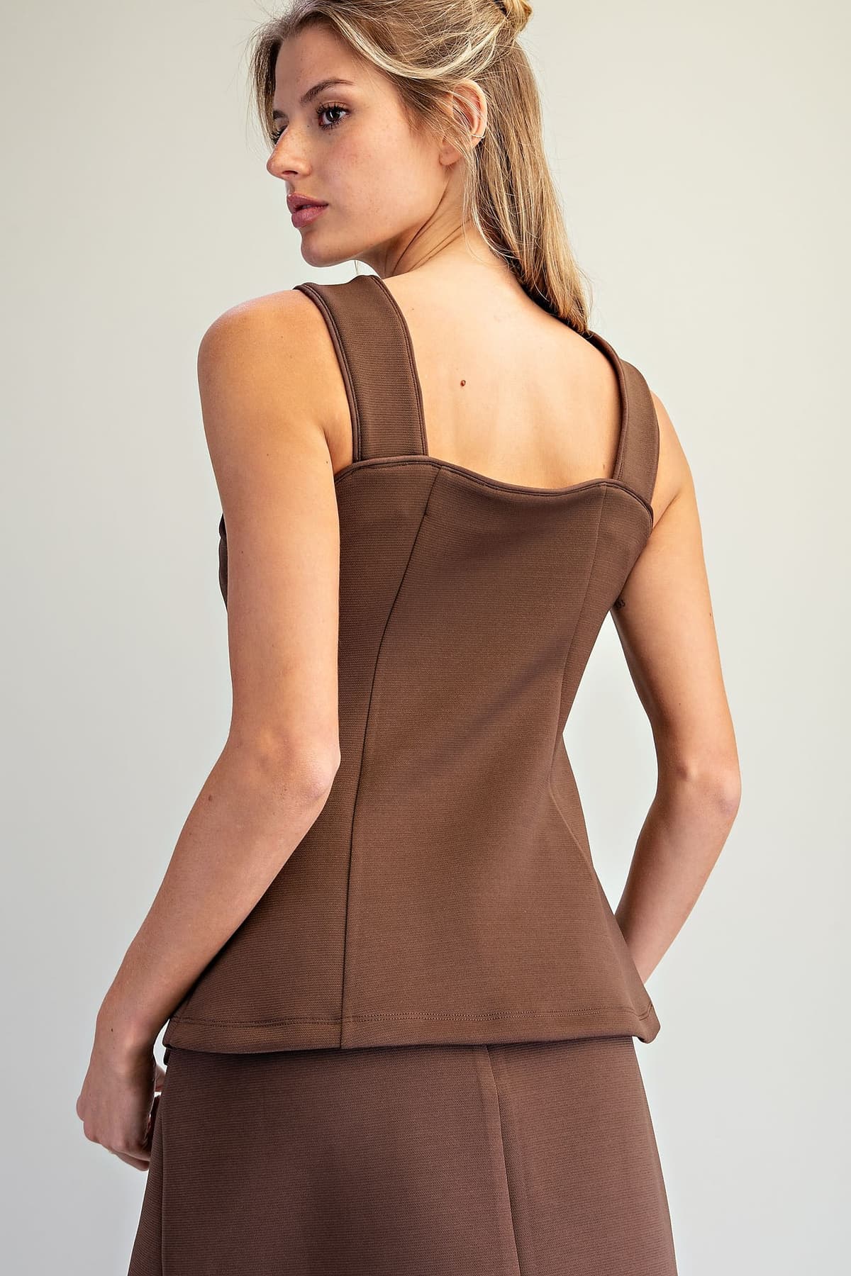 TK16179 - CHOCOLATE