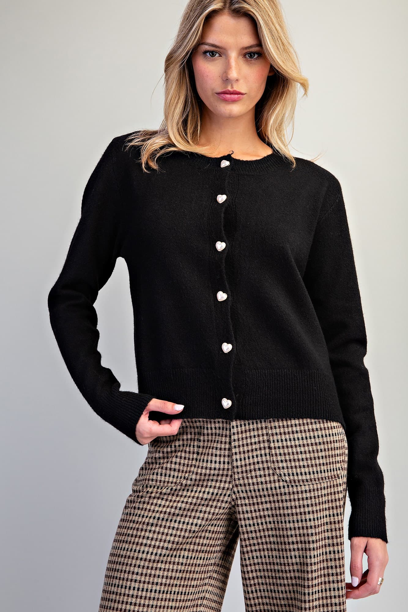 SJK16704 - BLACK