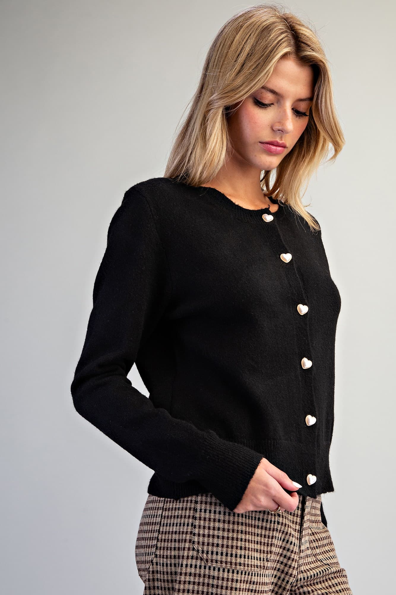 SJK16704 - BLACK