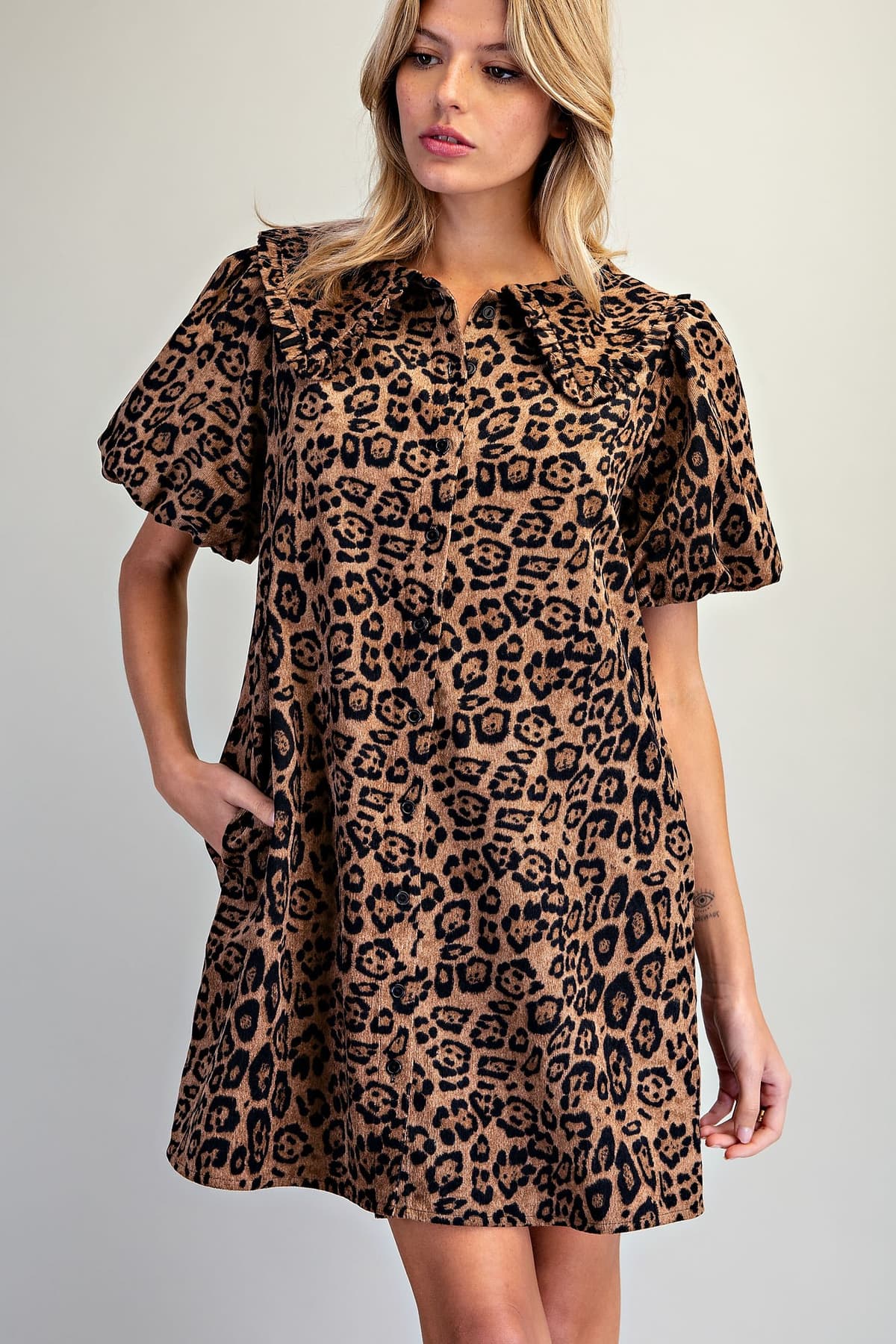 DK16708 - LEOPARD
