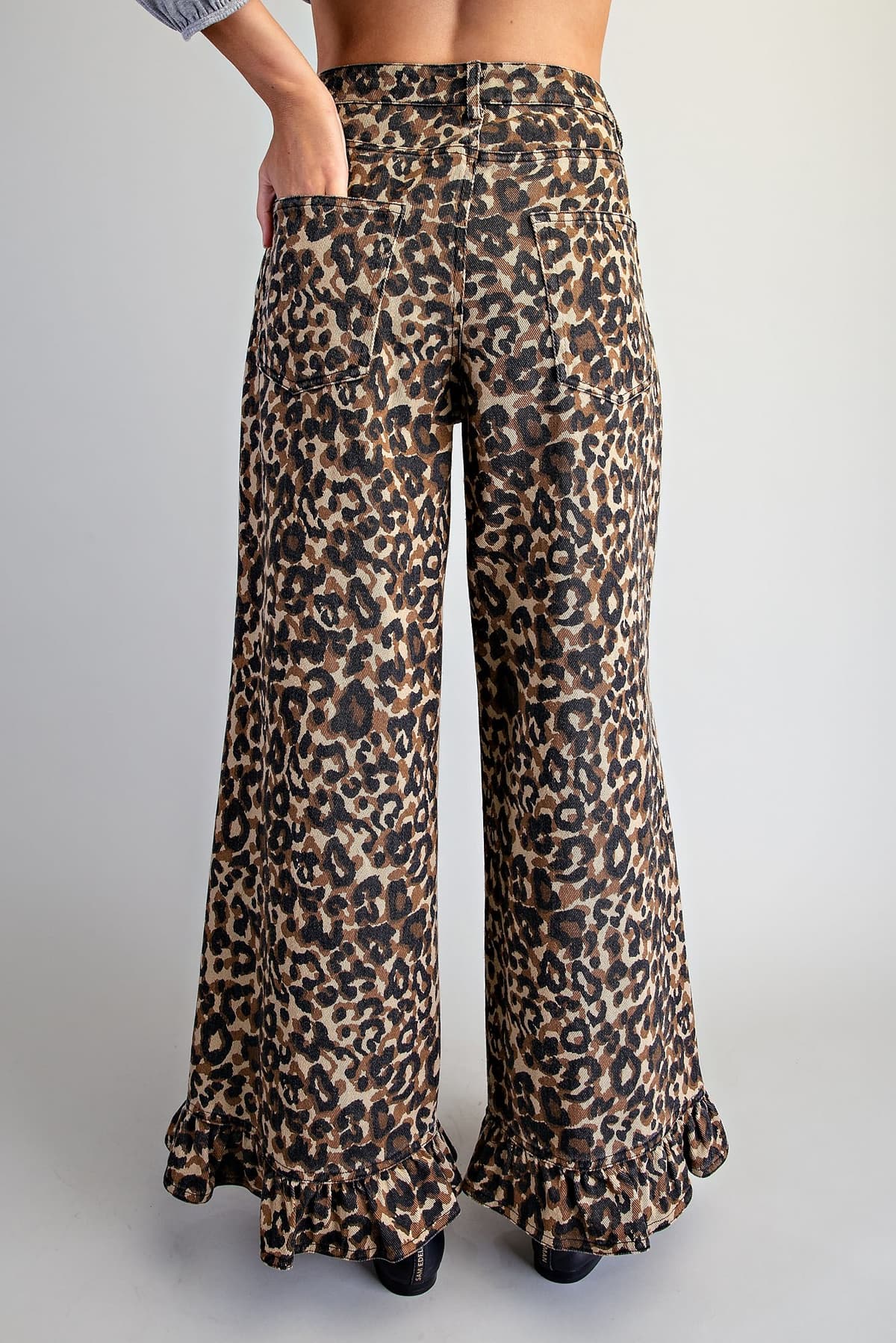 PK16722 - LEOPARD