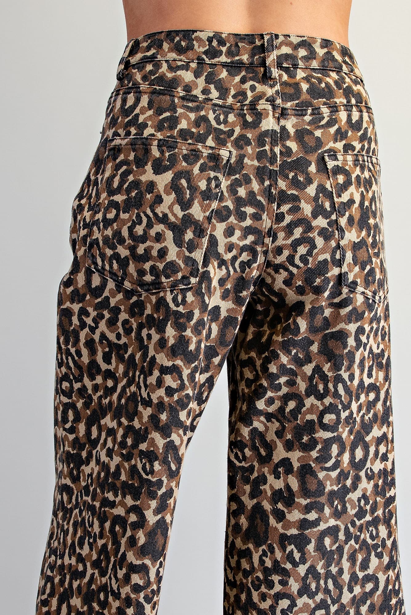PK16722 - LEOPARD