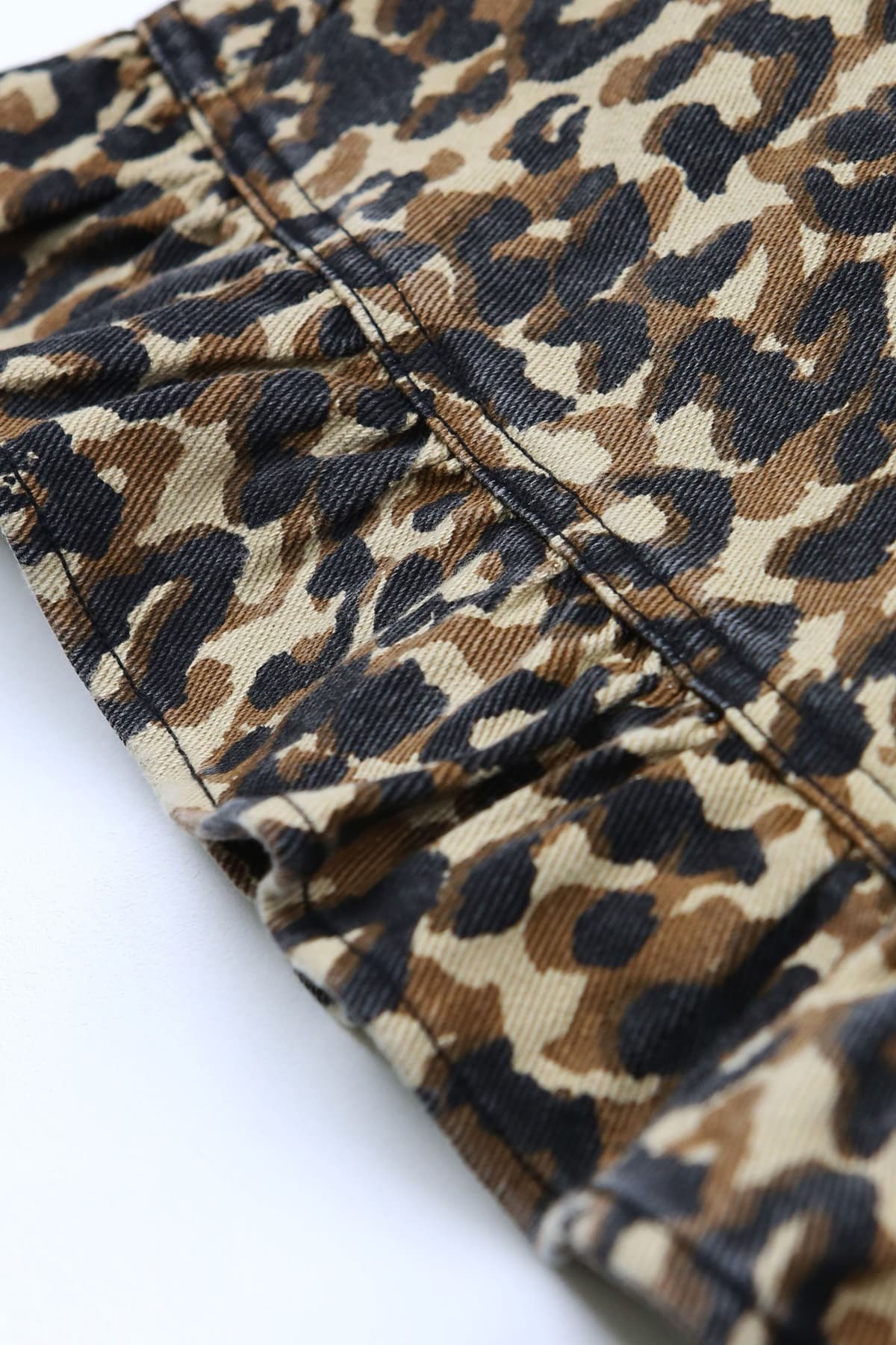PK16722 - LEOPARD