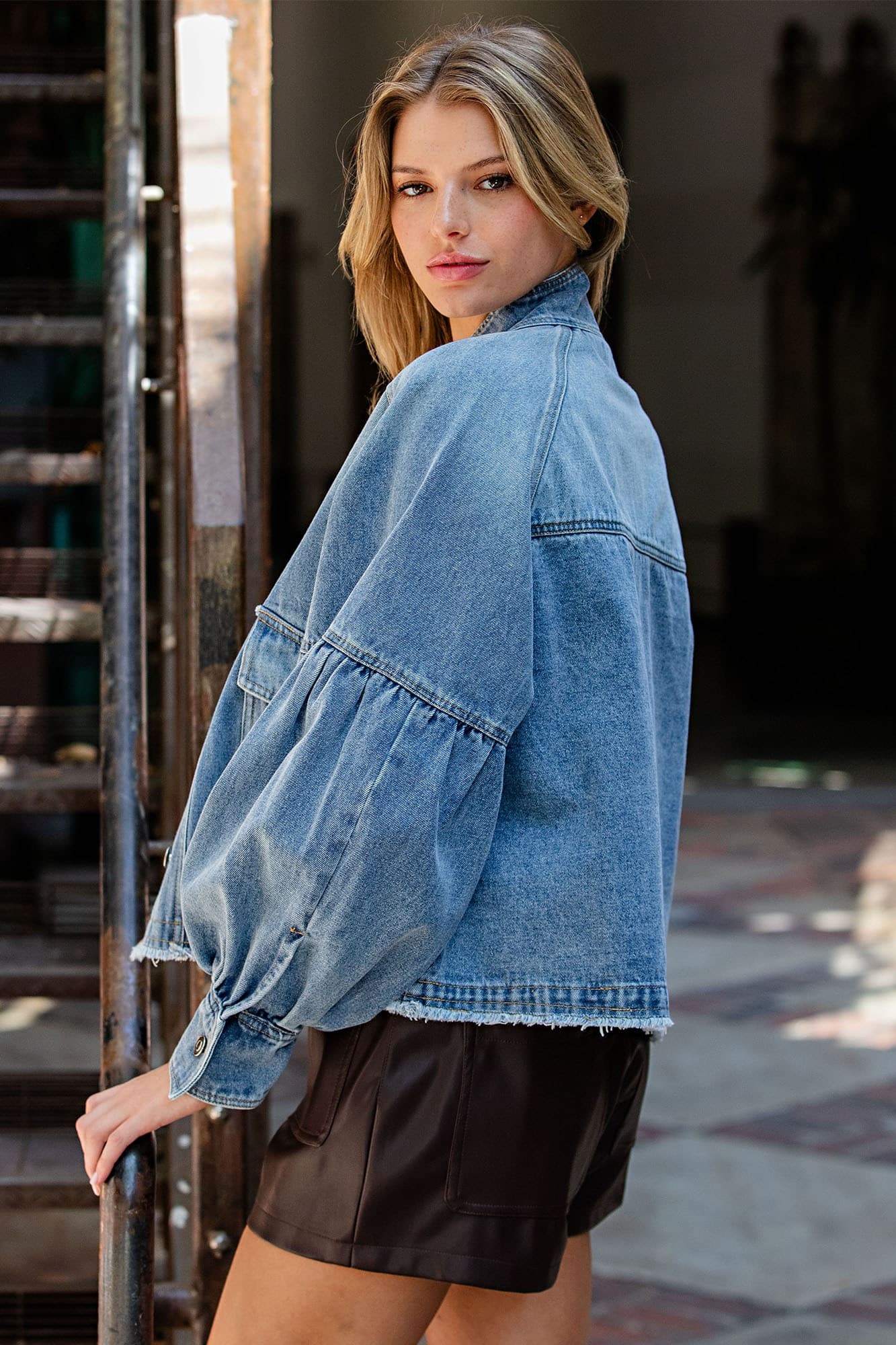JH17120 - DENIM
