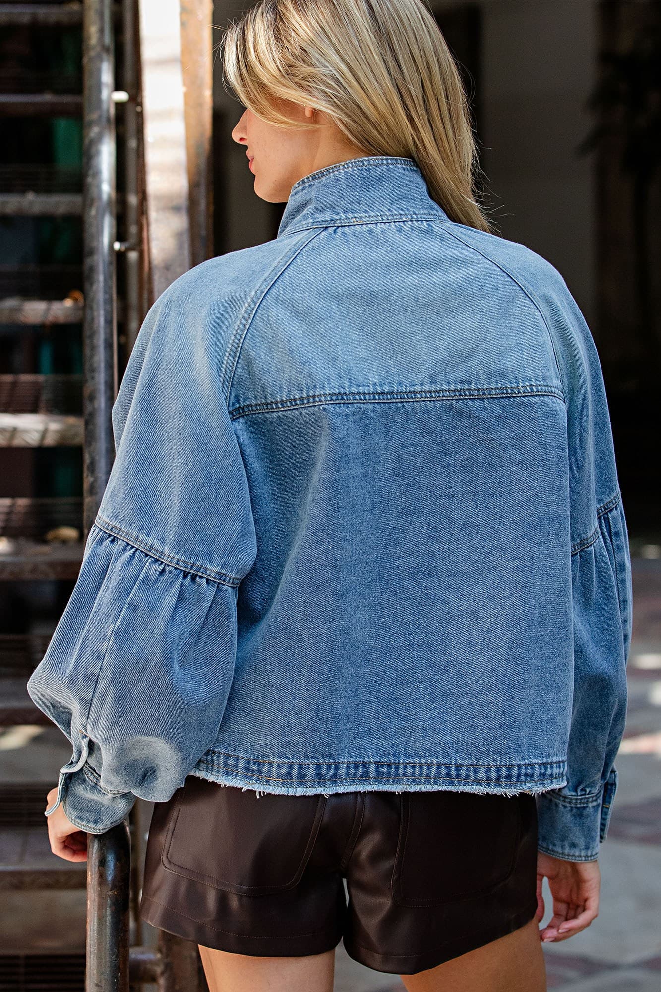 JH17120 - DENIM
