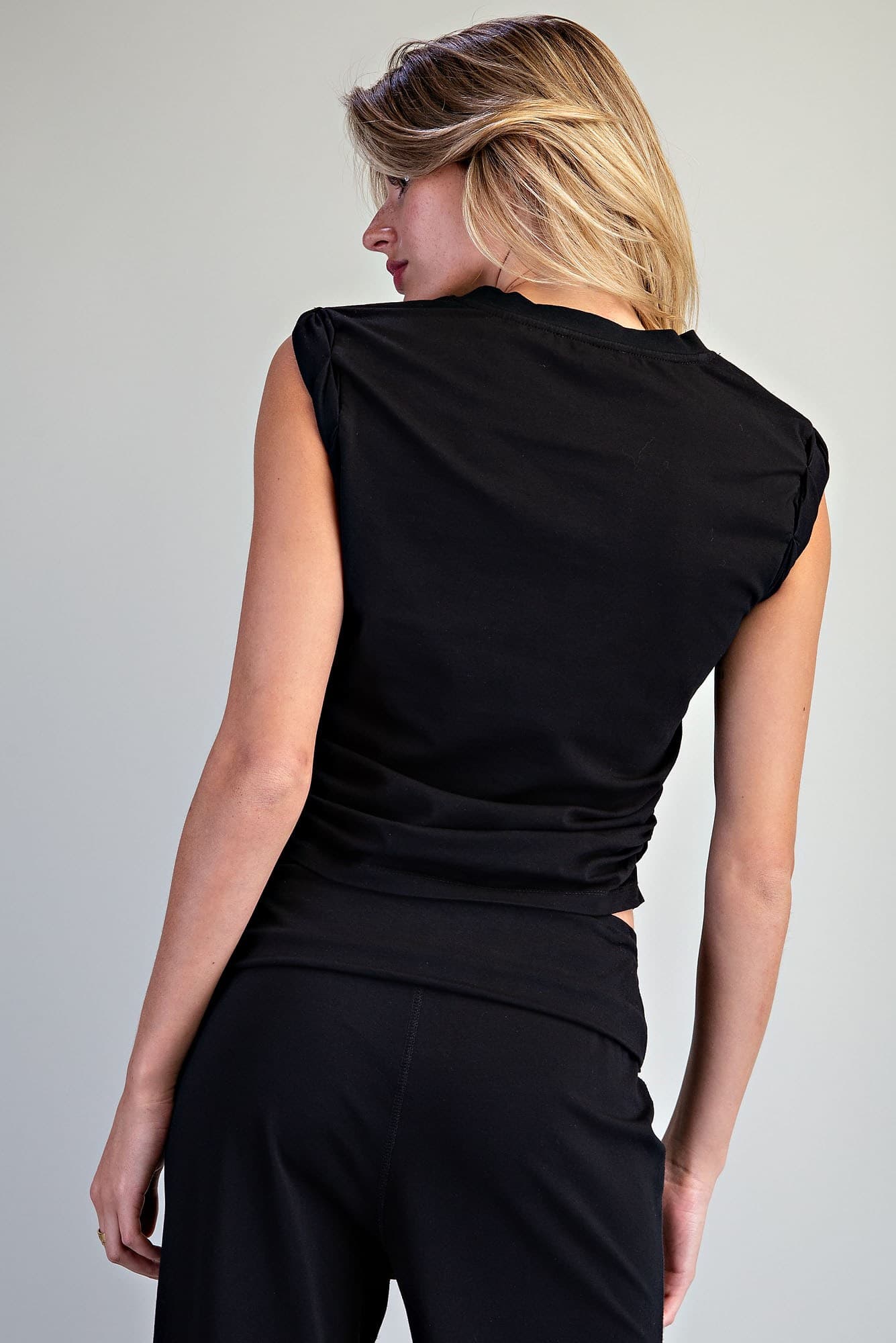 TK16554 - ASH BLACK