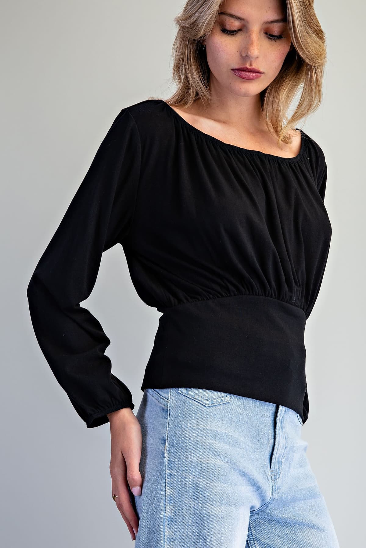 TK16532 - BLACK