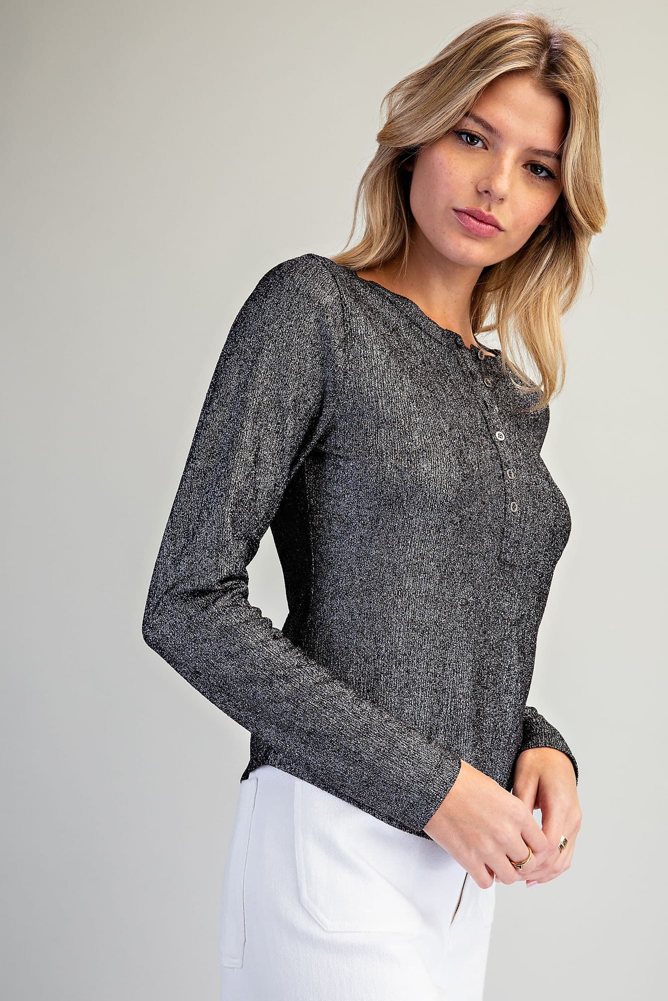 TK16710 - BLACK