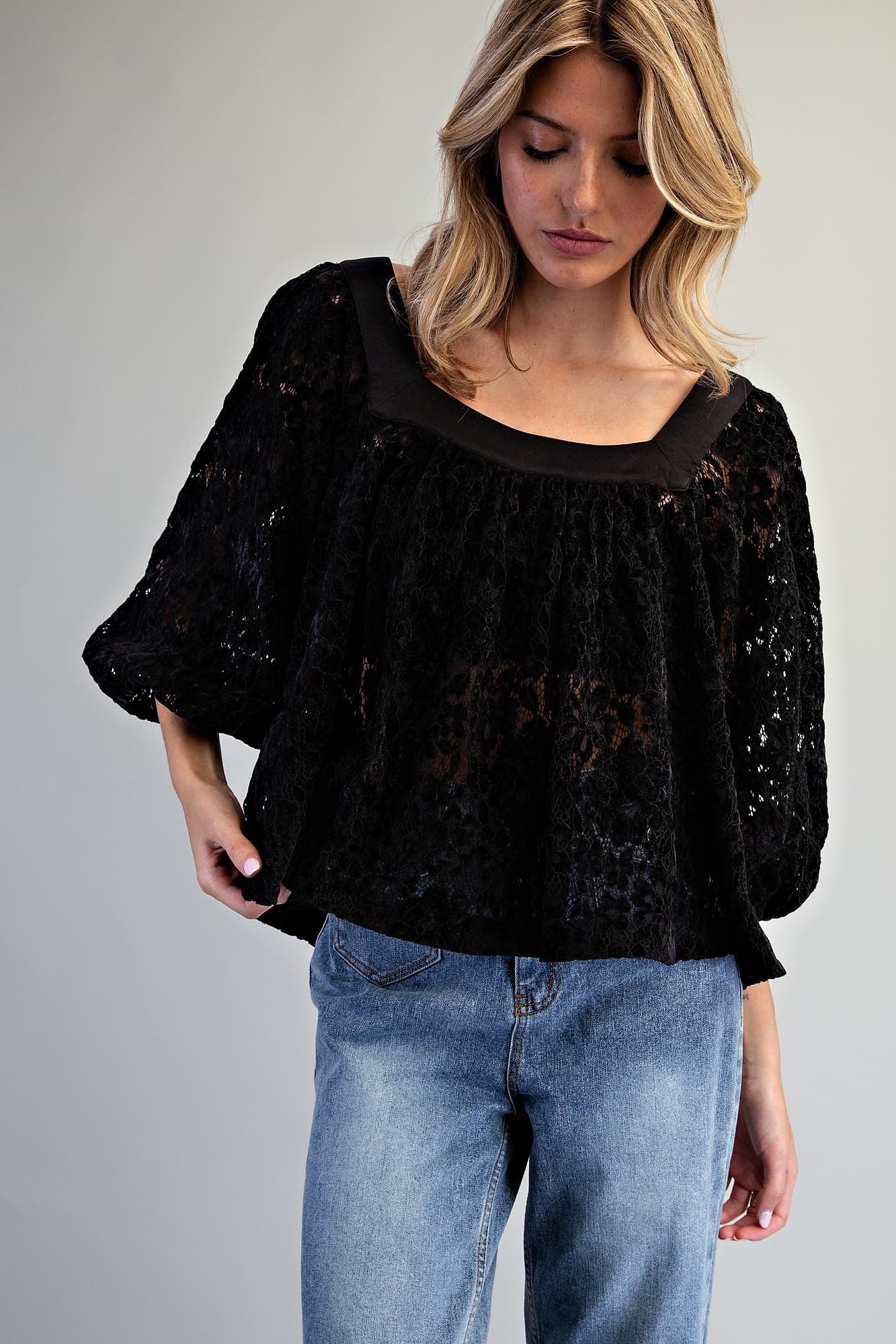 TK16480 - BLACK
