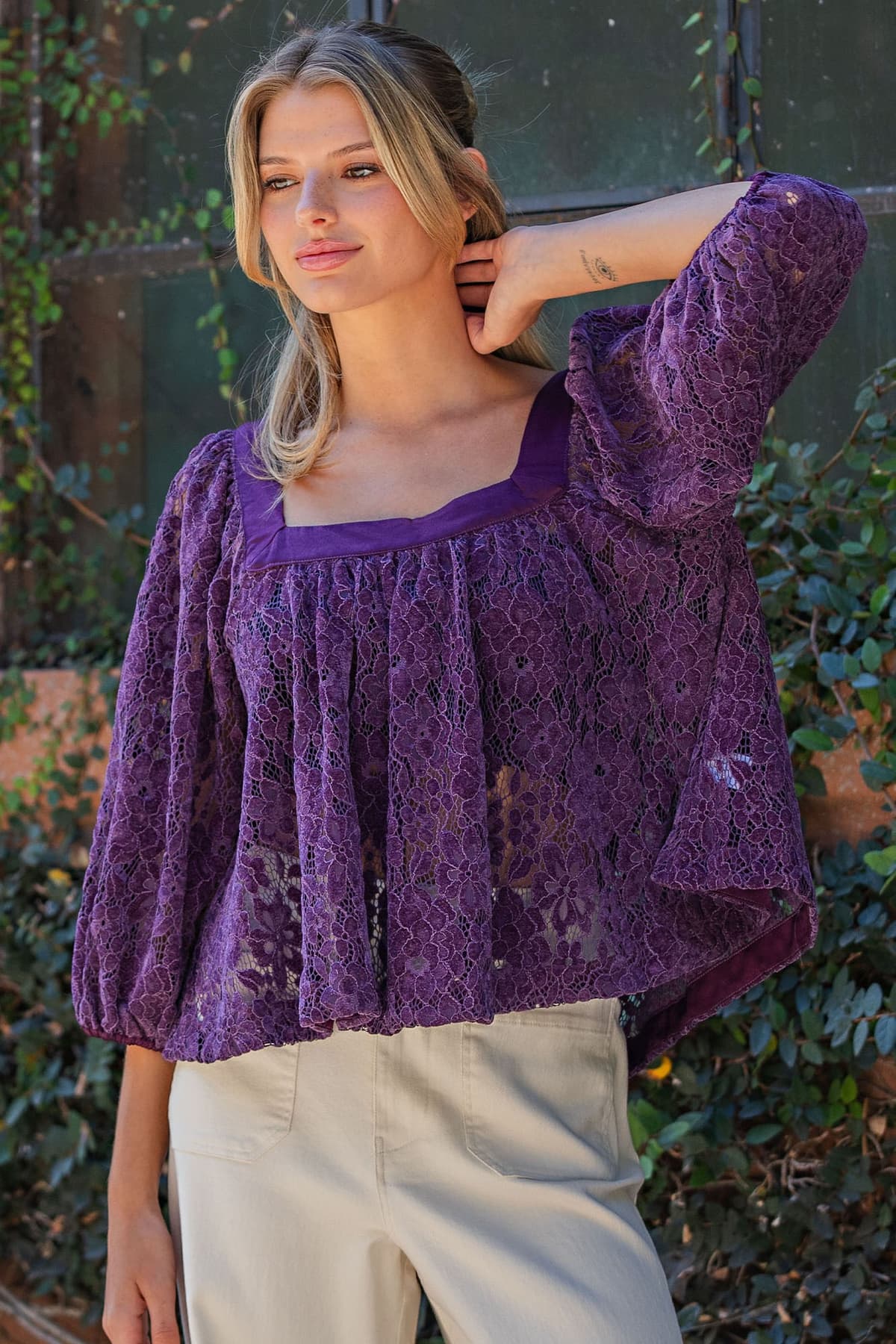 TK16480 - PLUM