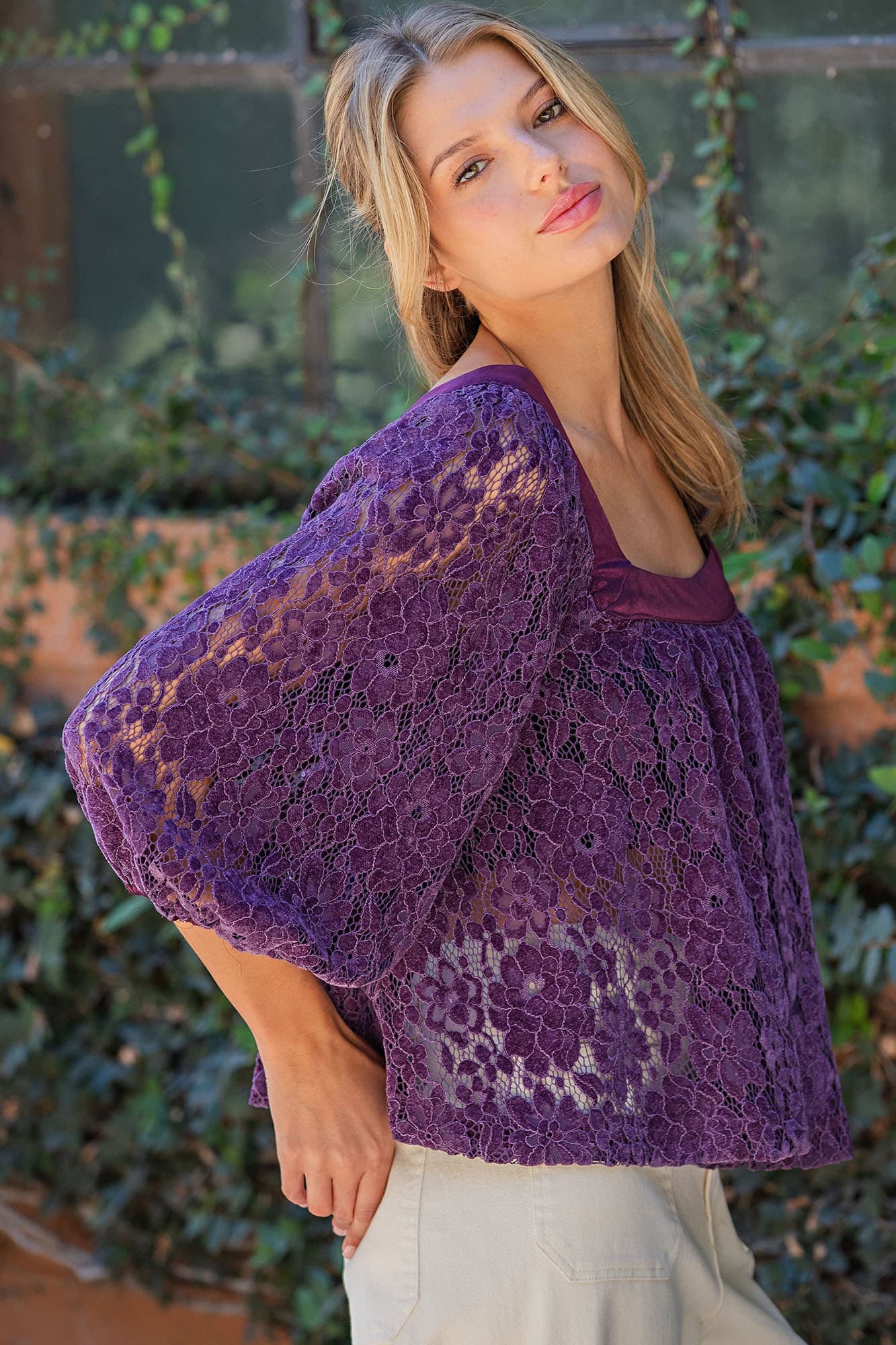 TK16480 - PLUM