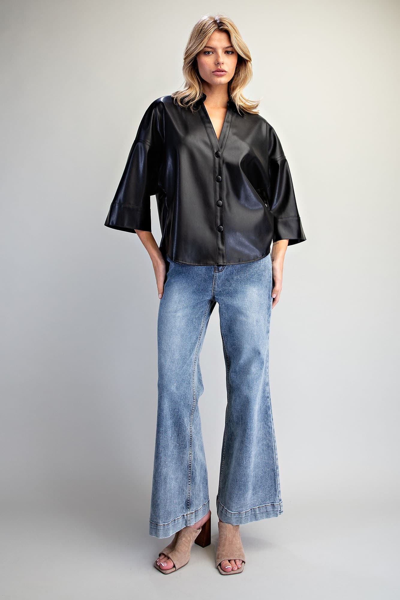 TK16185 - BLACK