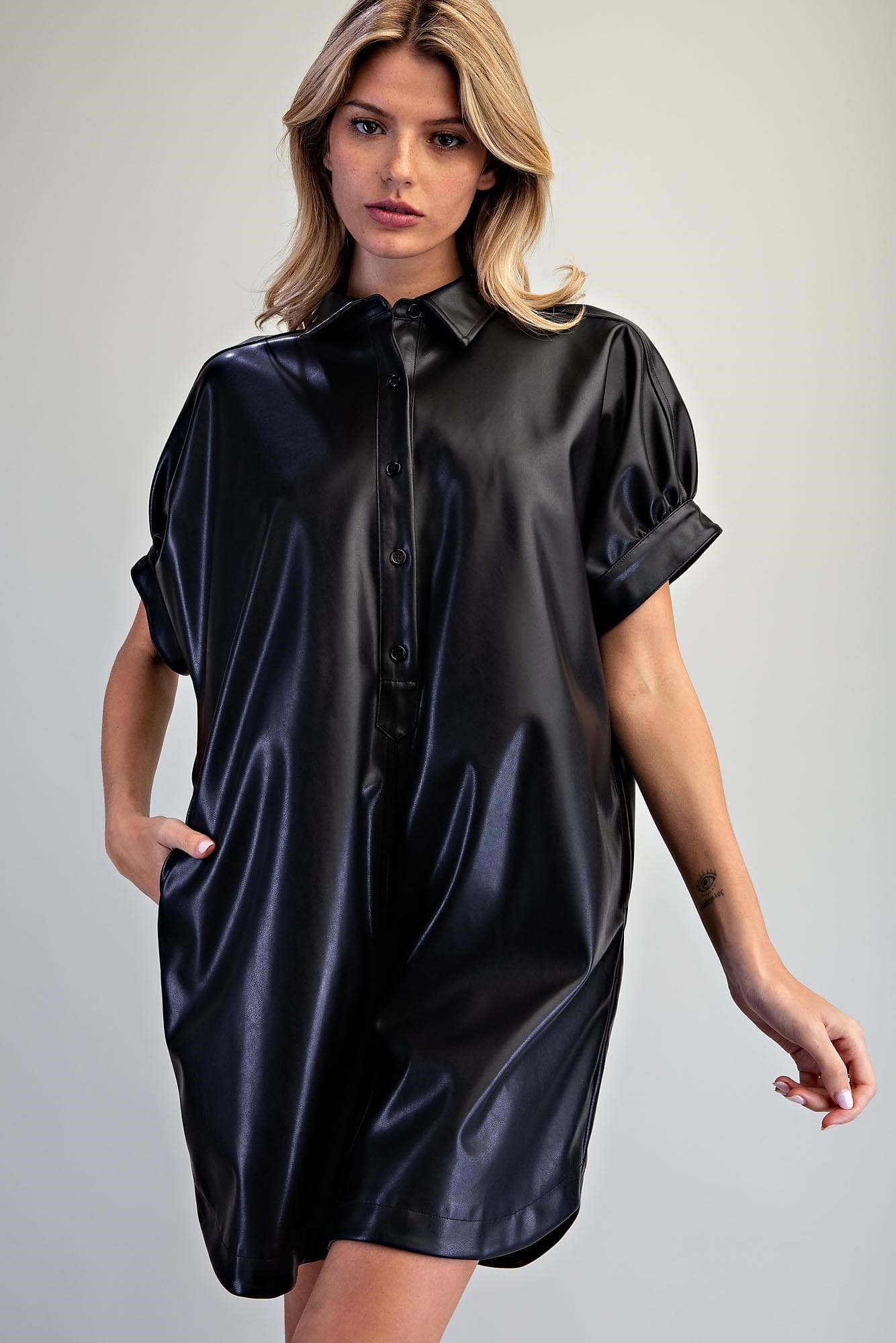 DK16187 - BLACK