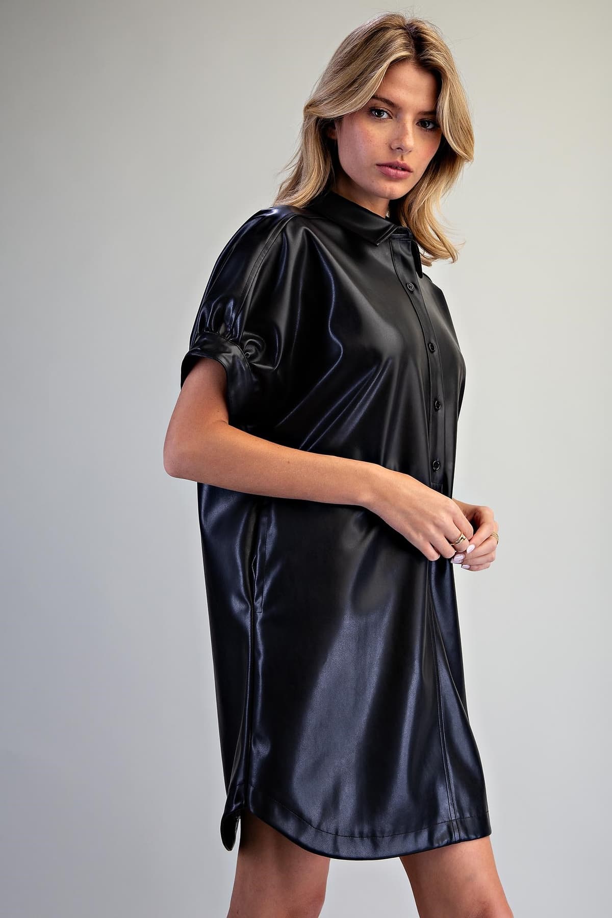 DK16187 - BLACK