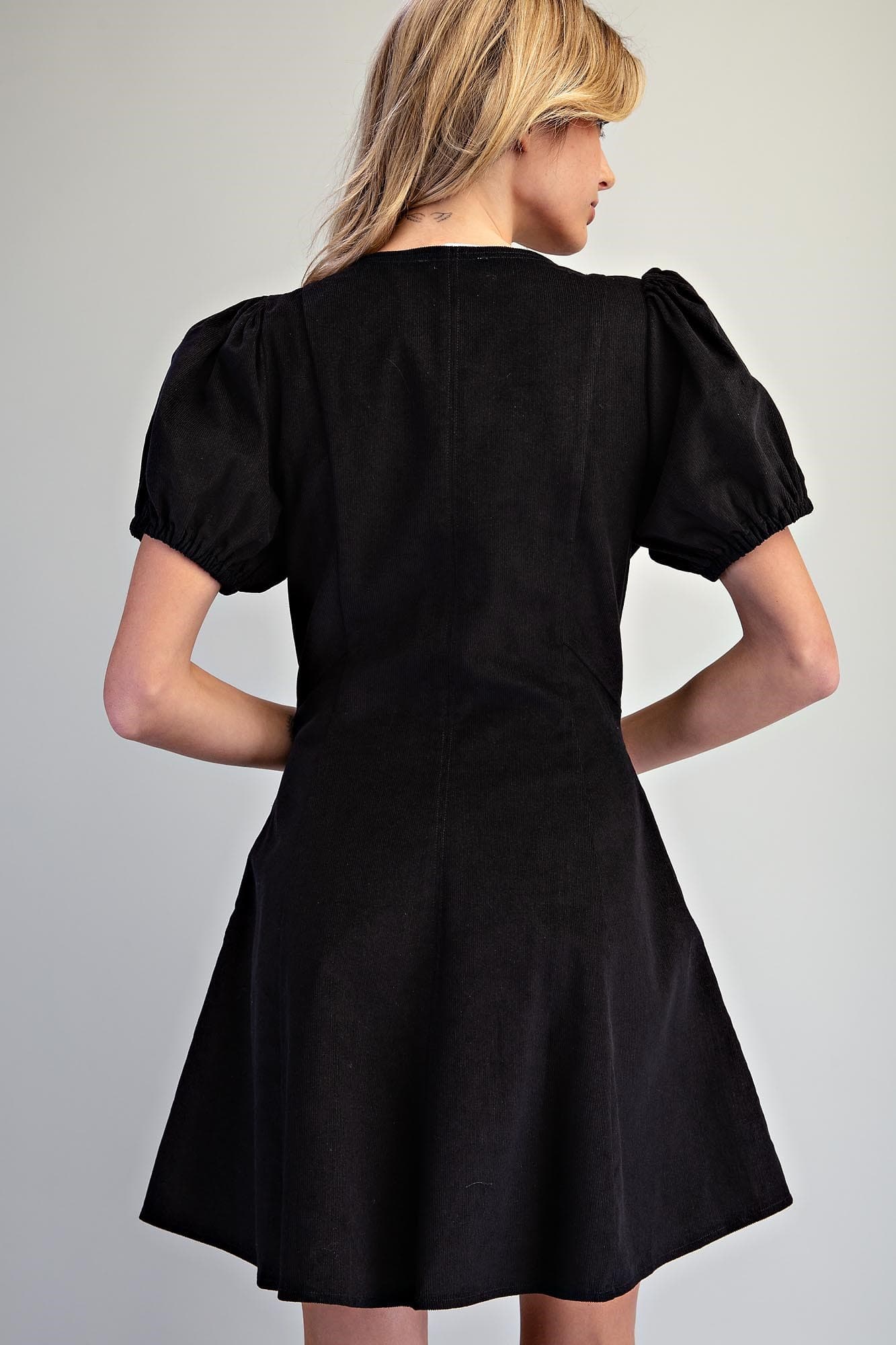 DH15881 - BLACK