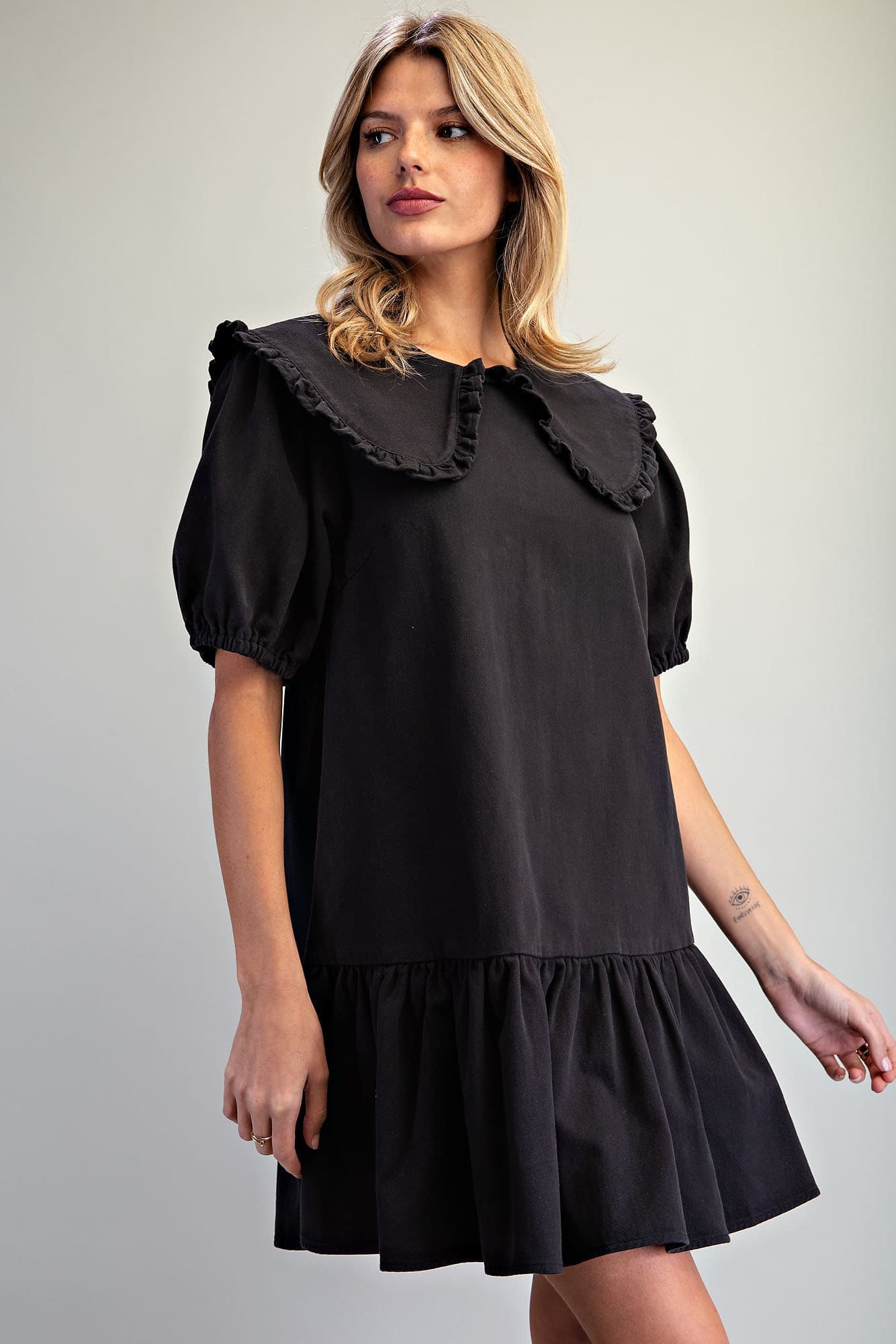 DK16573 - BLACK