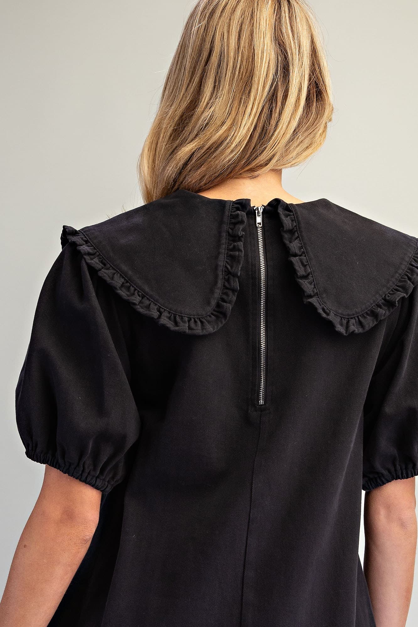 DK16573 - BLACK