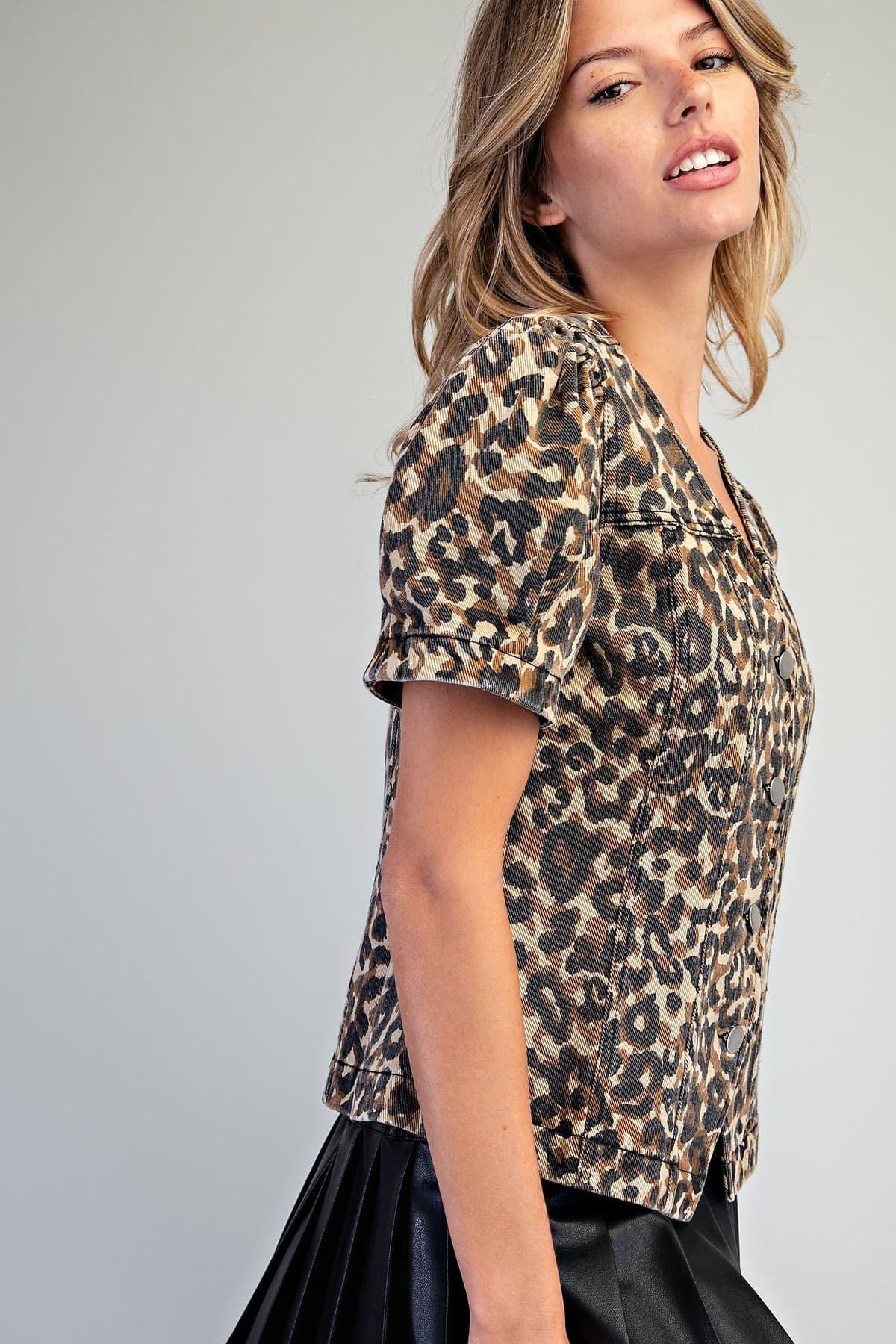 JH15973 - LEOPARD