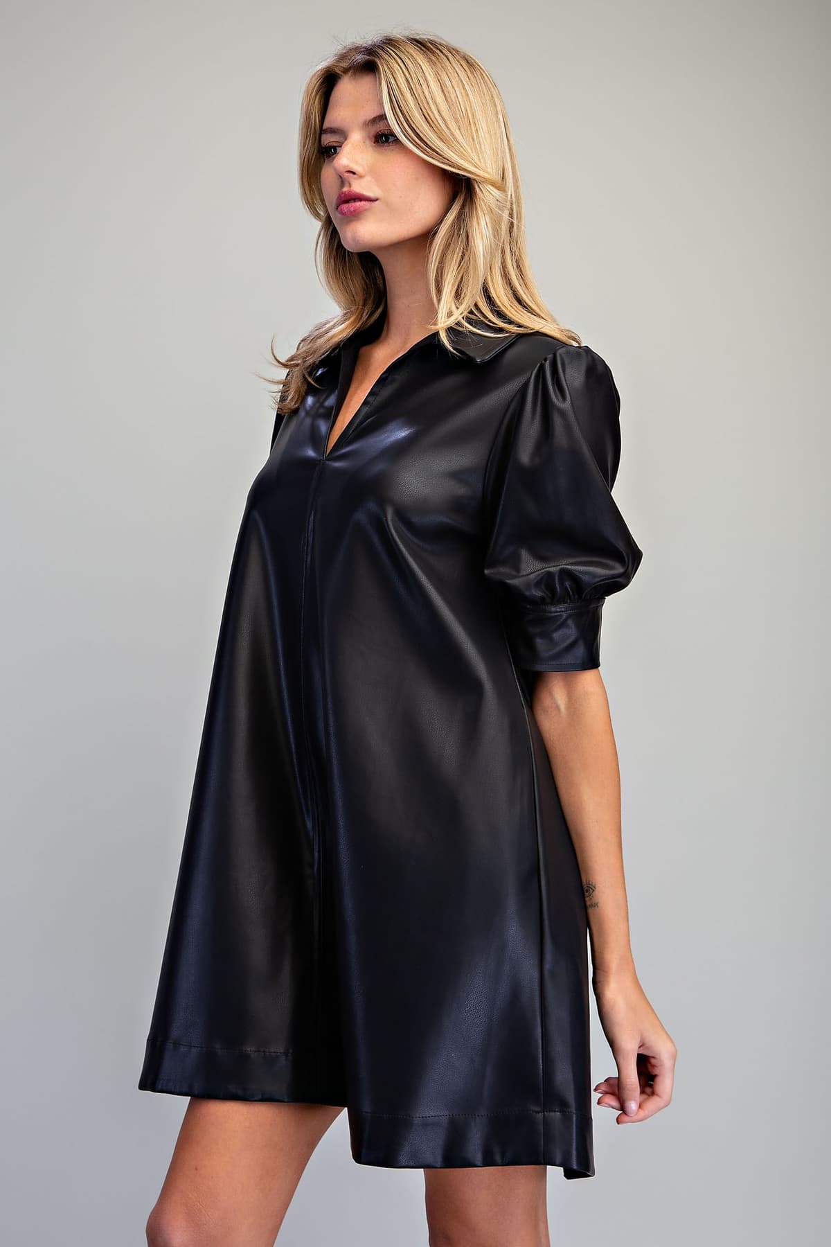 DH15968 - BLACK