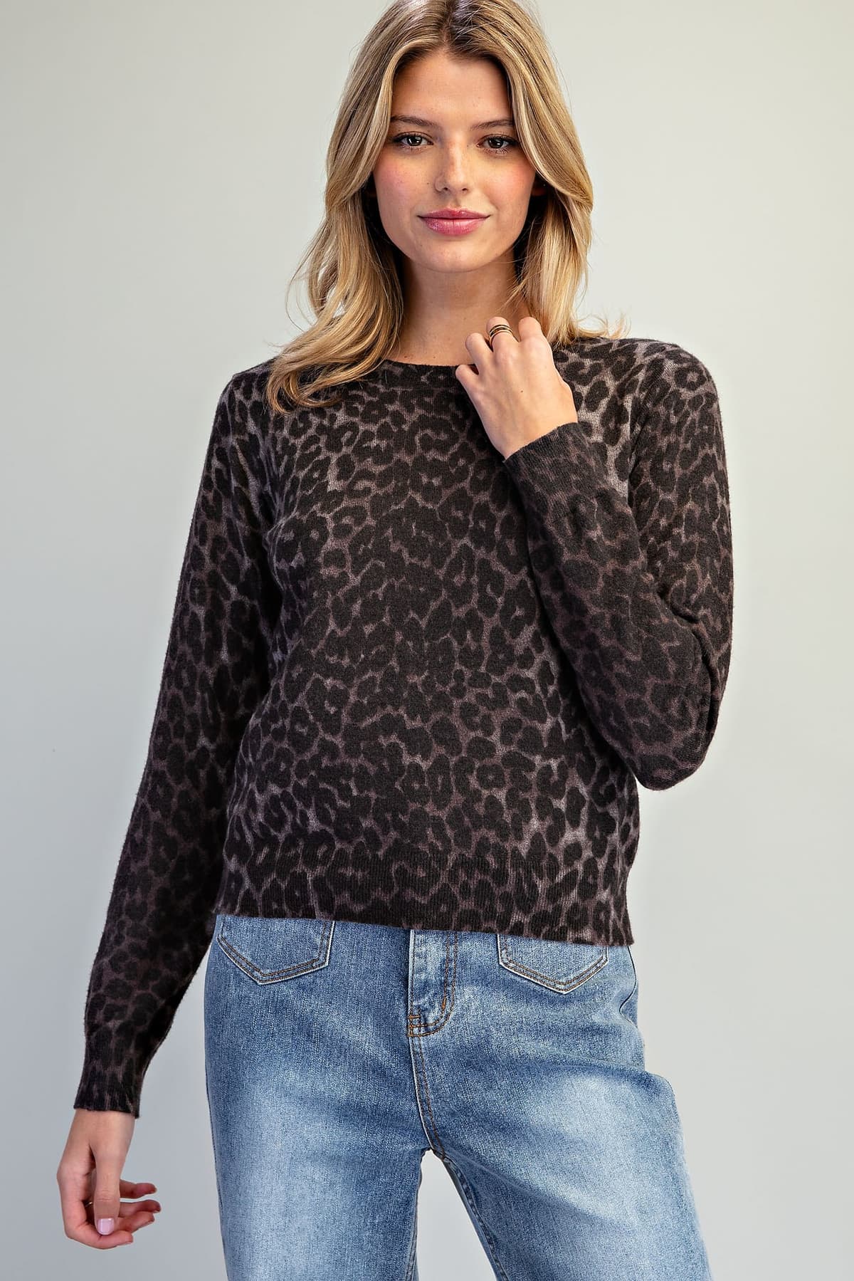 SK16388 - ASH BLACK