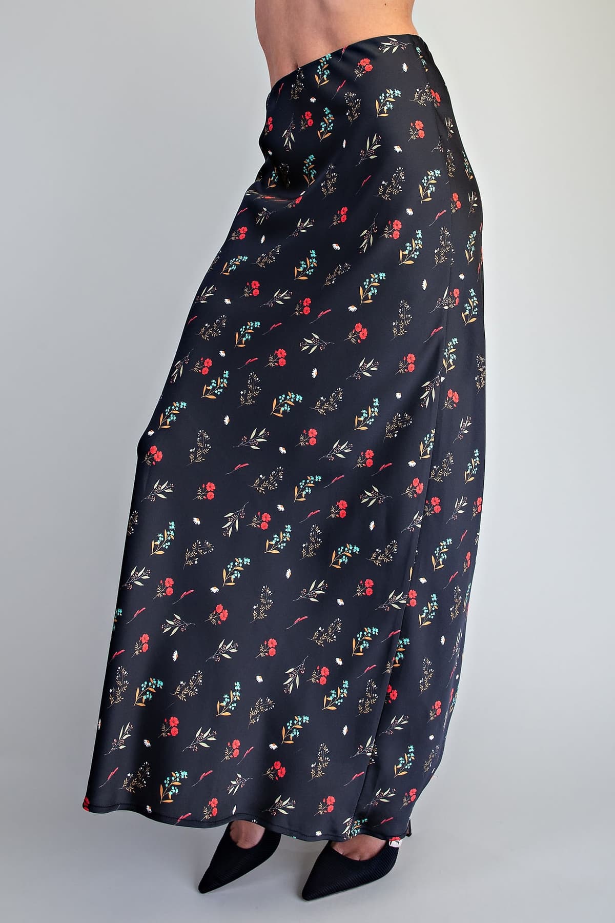 SHS15723 - BLACK