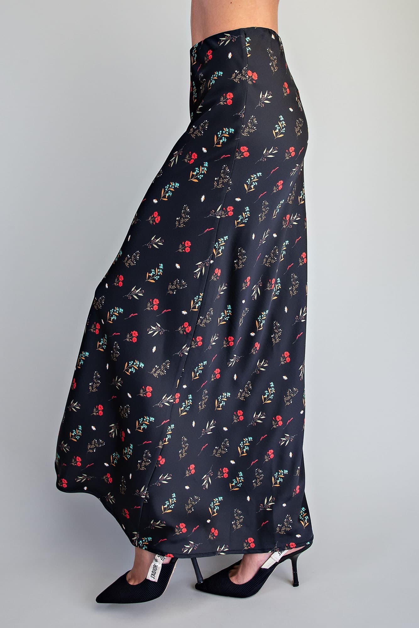SHS15723 - BLACK
