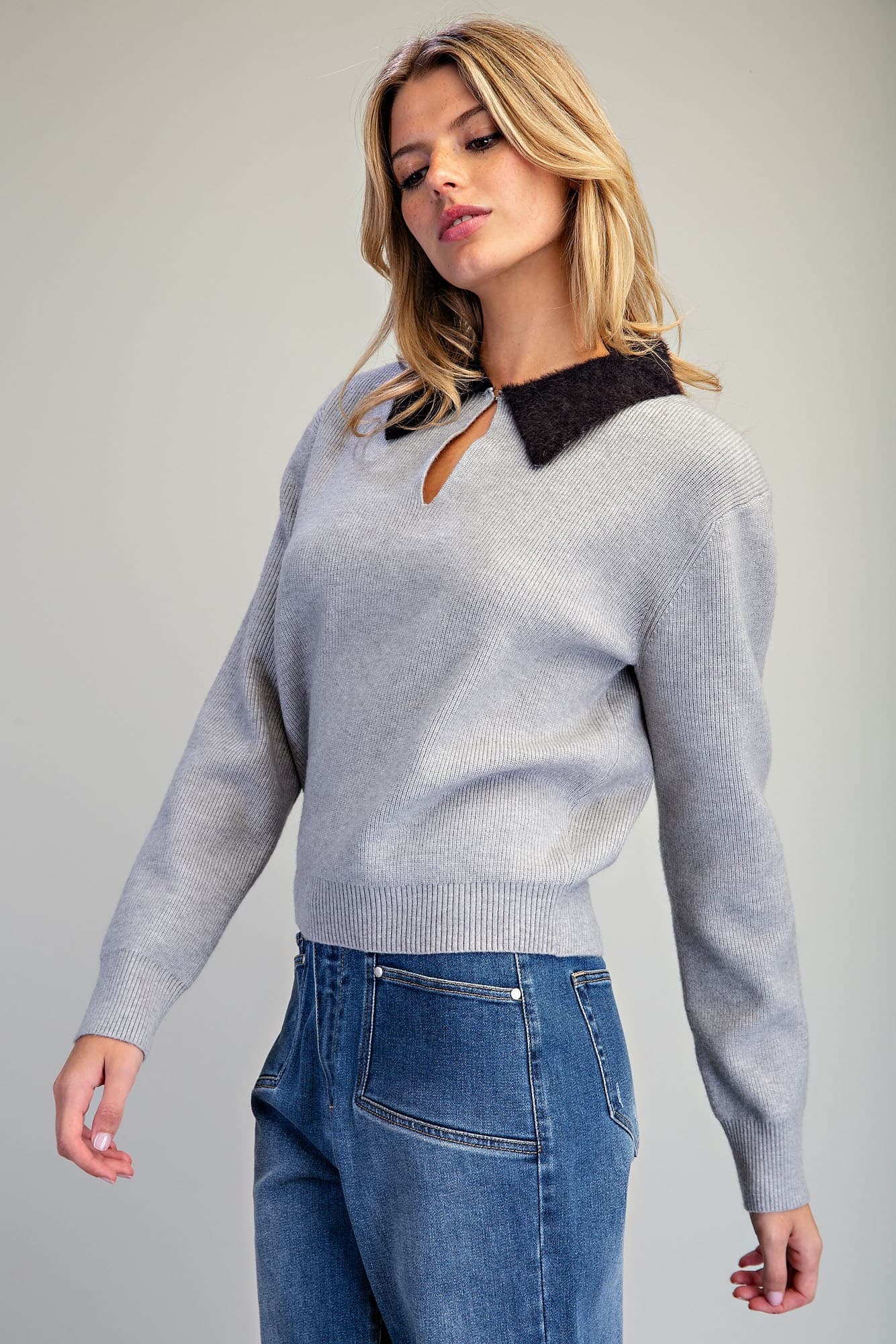 SH17354 - CHARCOAL
