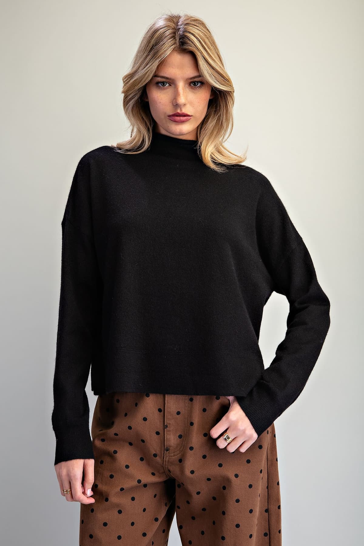 SK16359 - BLACK