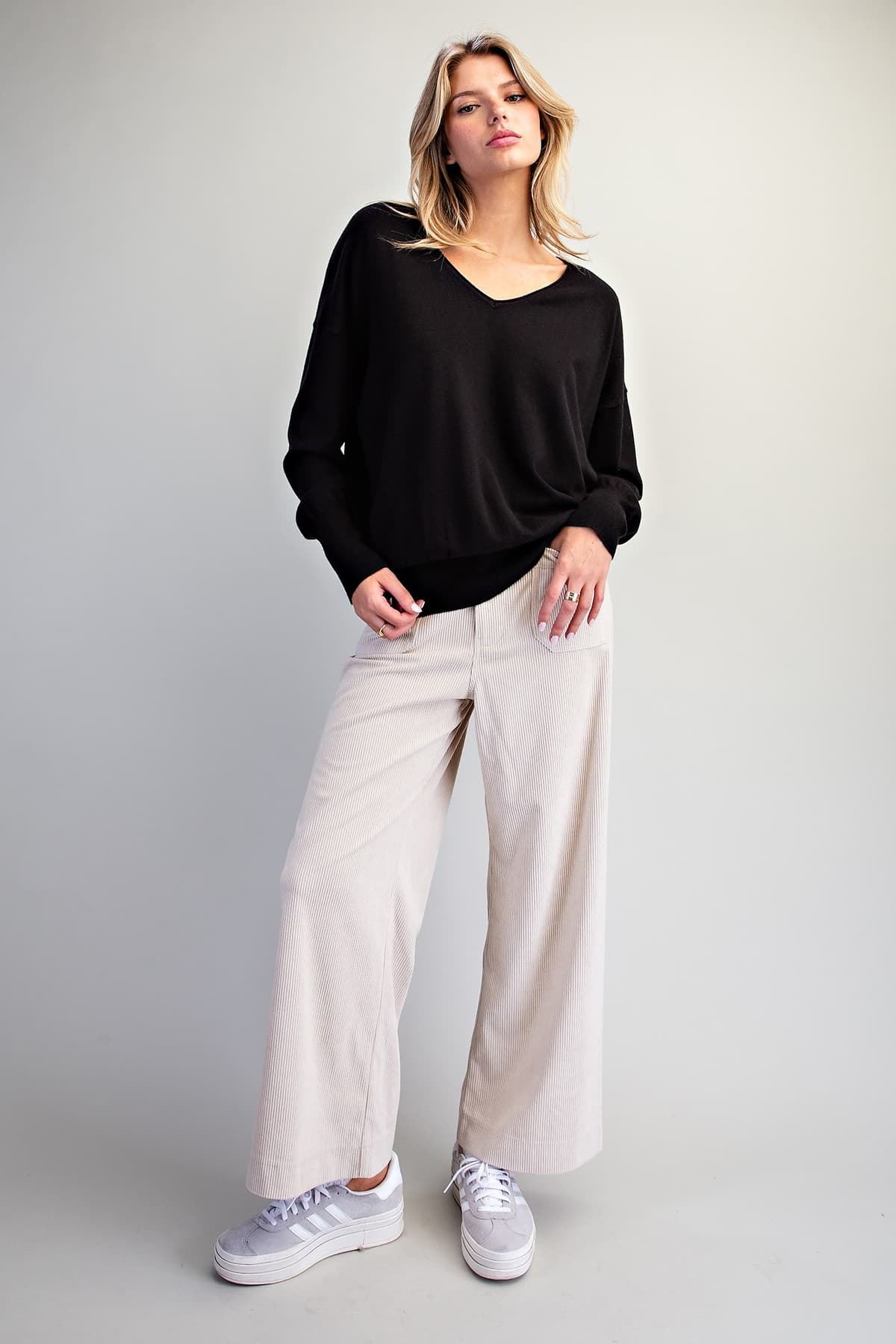 SK16111 - BLACK