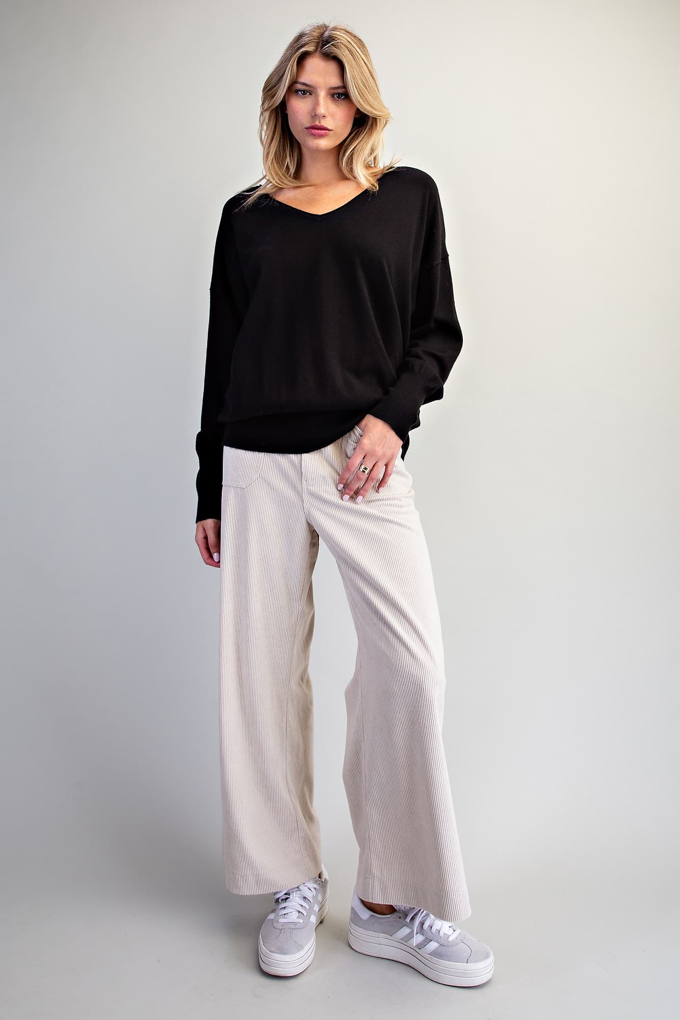 SK16111 - BLACK