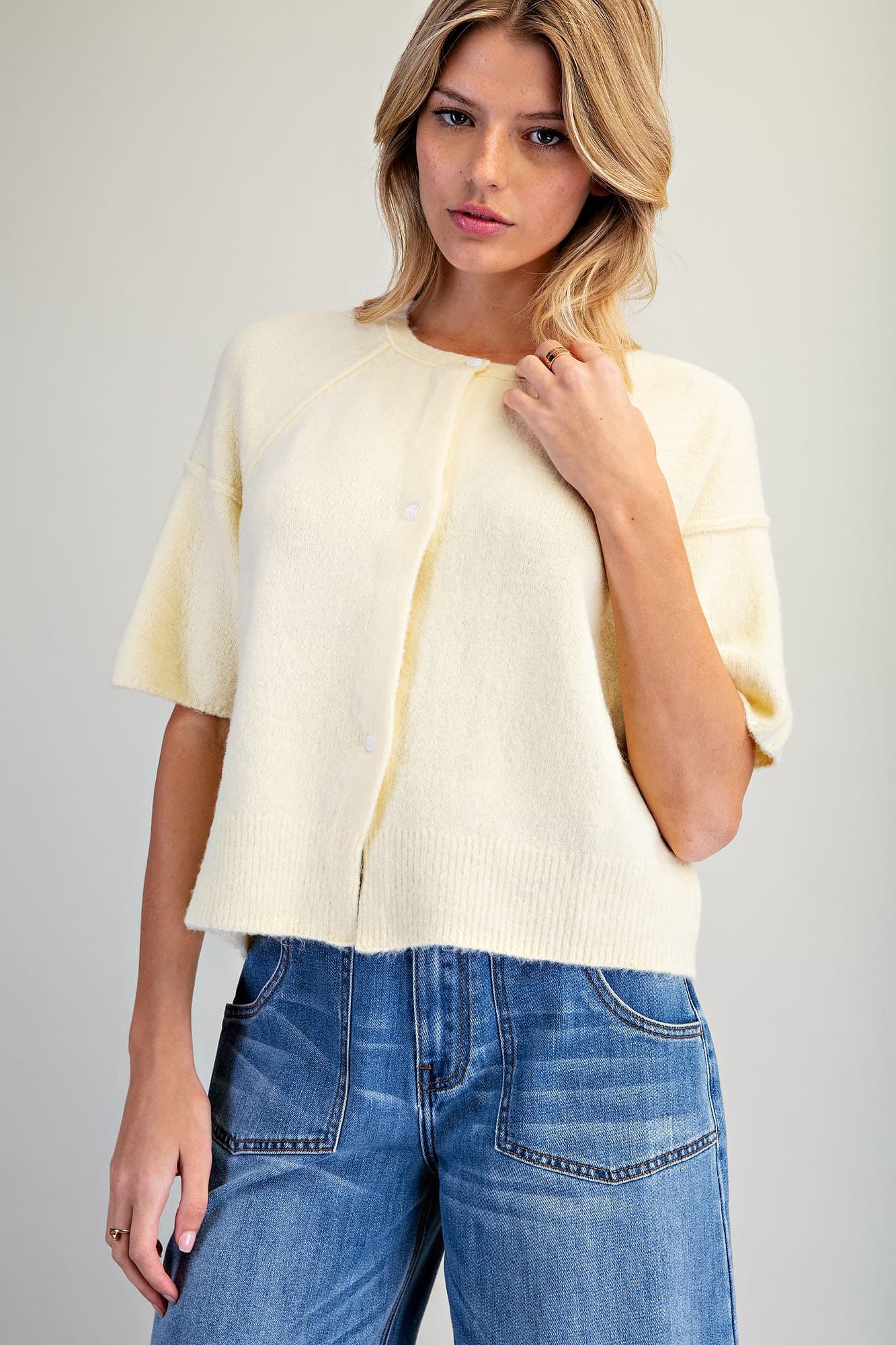 SJK16526 - BANANA CREAM