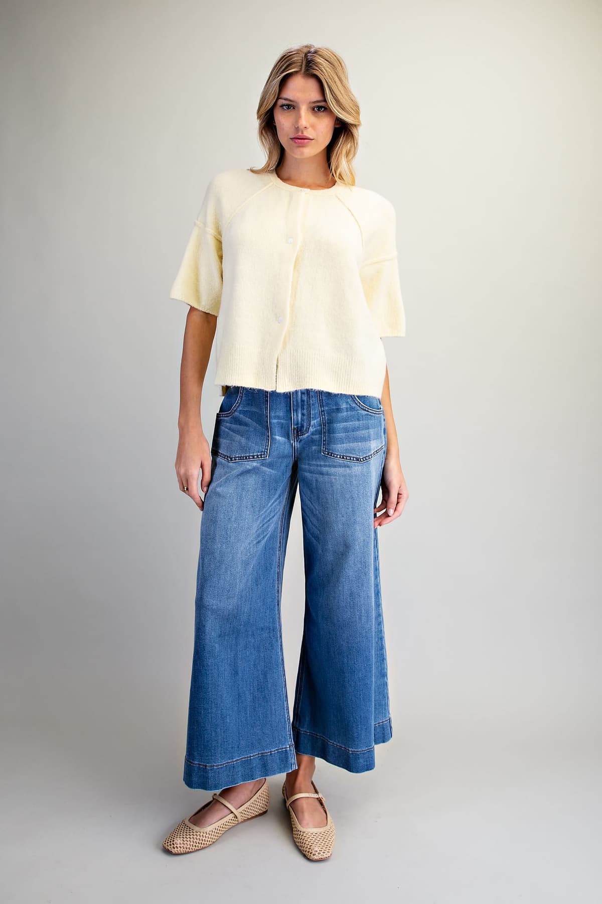 SJK16526 - BANANA CREAM