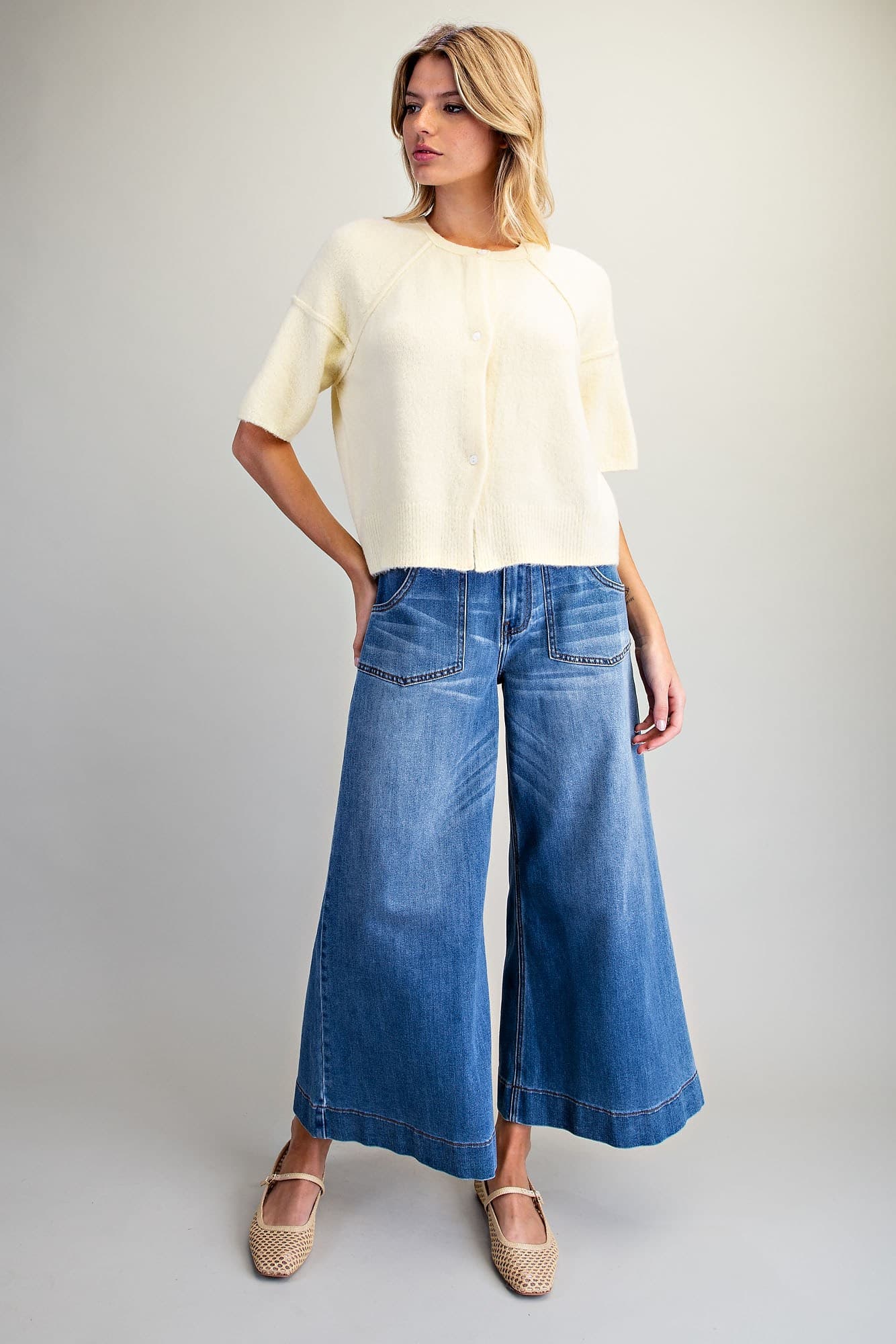 SJK16526 - BANANA CREAM