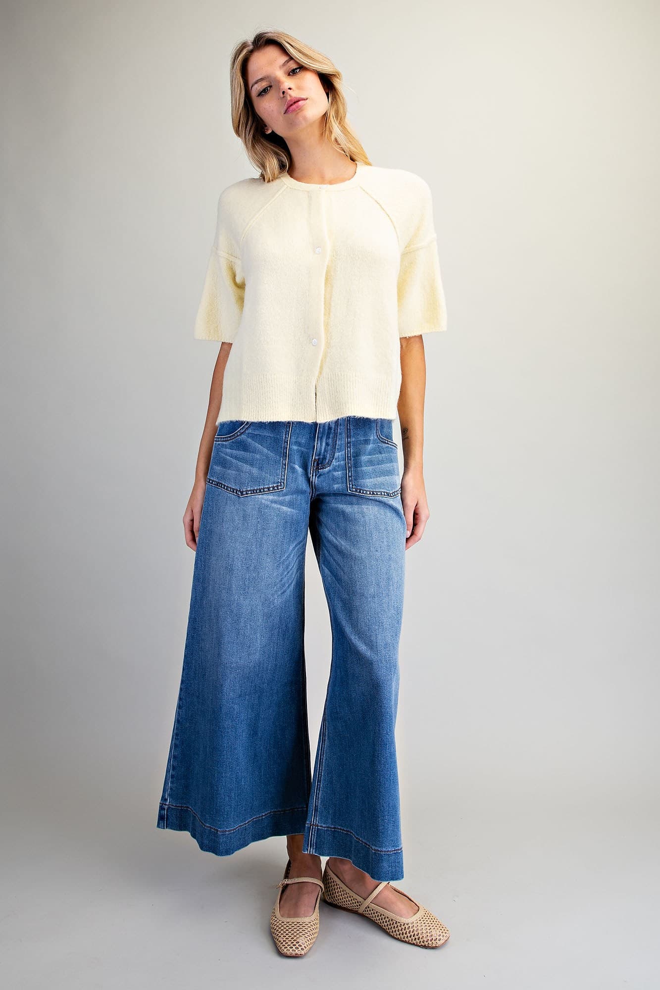 SJK16526 - BANANA CREAM