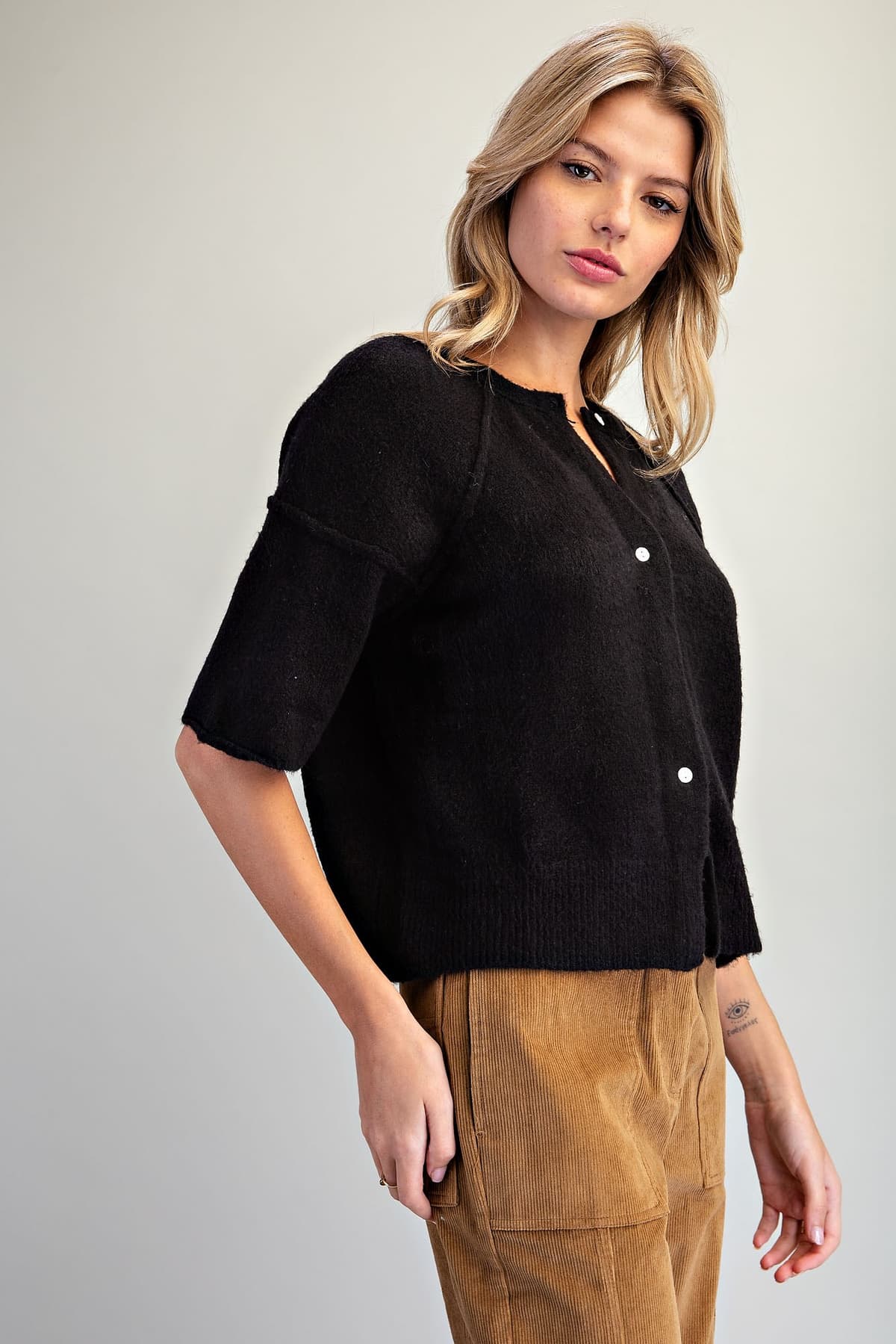 SJK16526 - BLACK