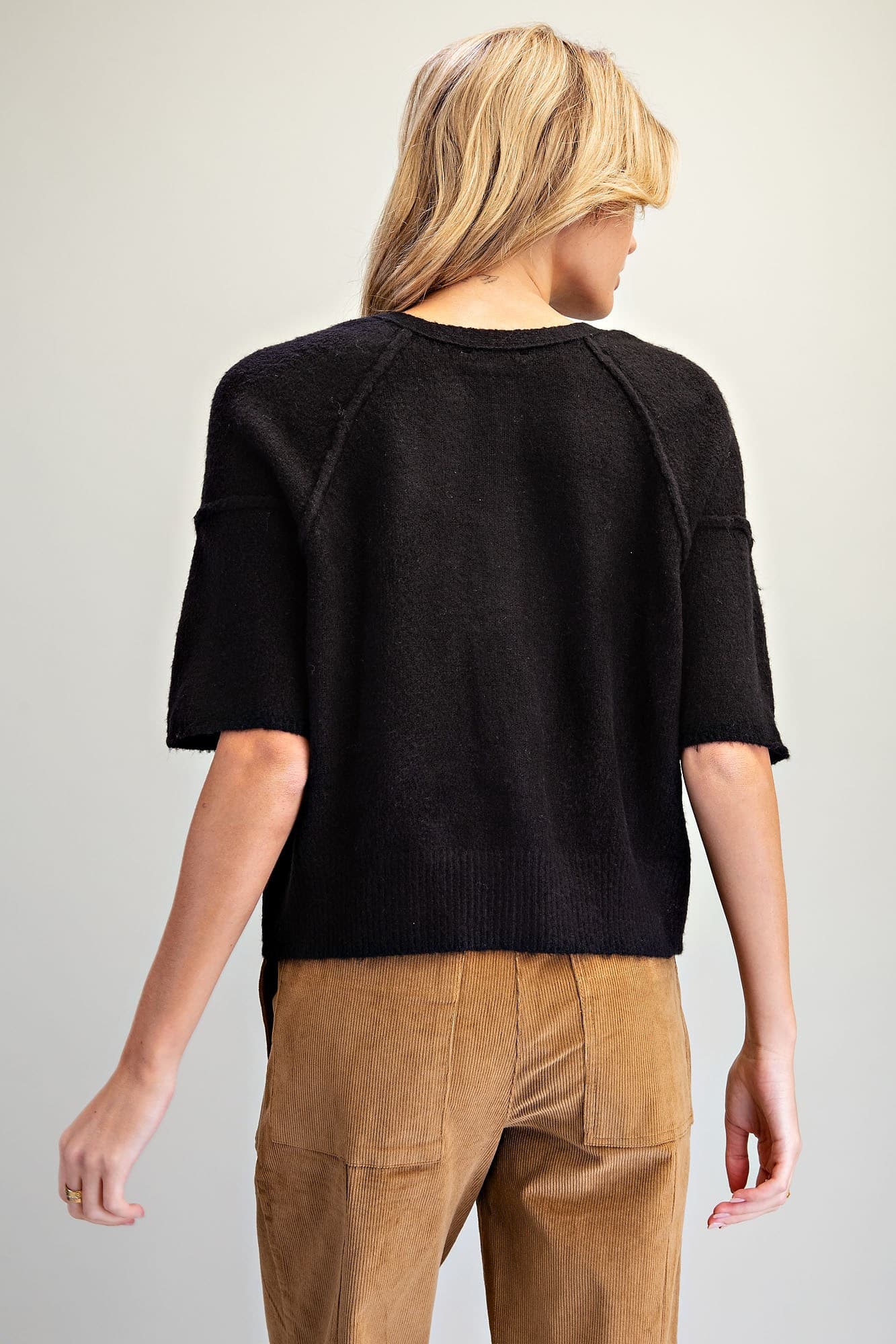 SJK16526 - BLACK