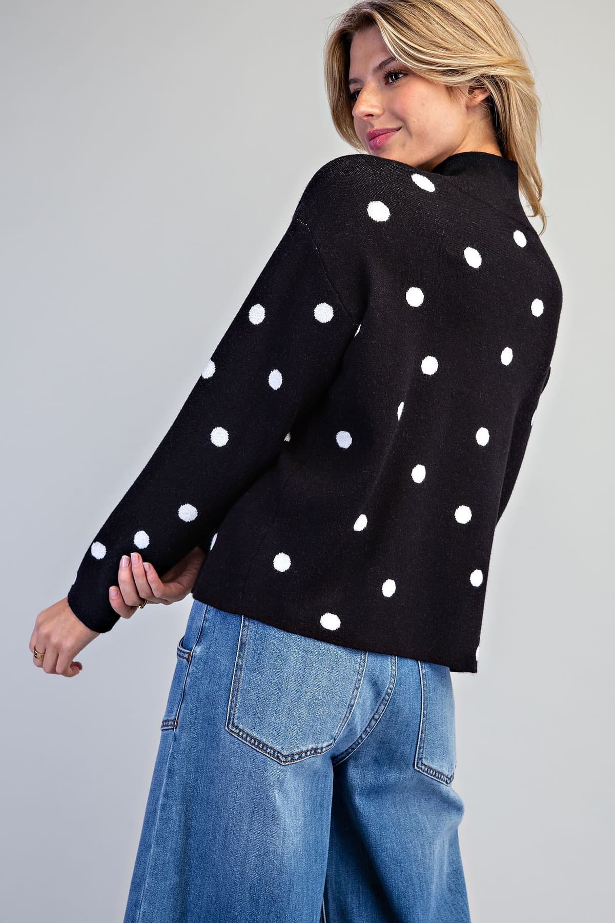 SH17358 - BLACK