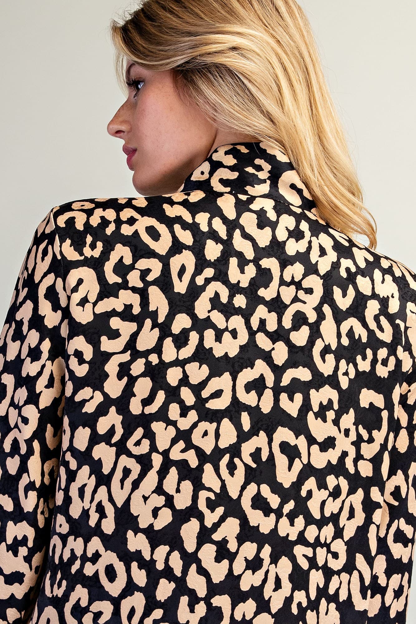 DK16180 - LEOPARD