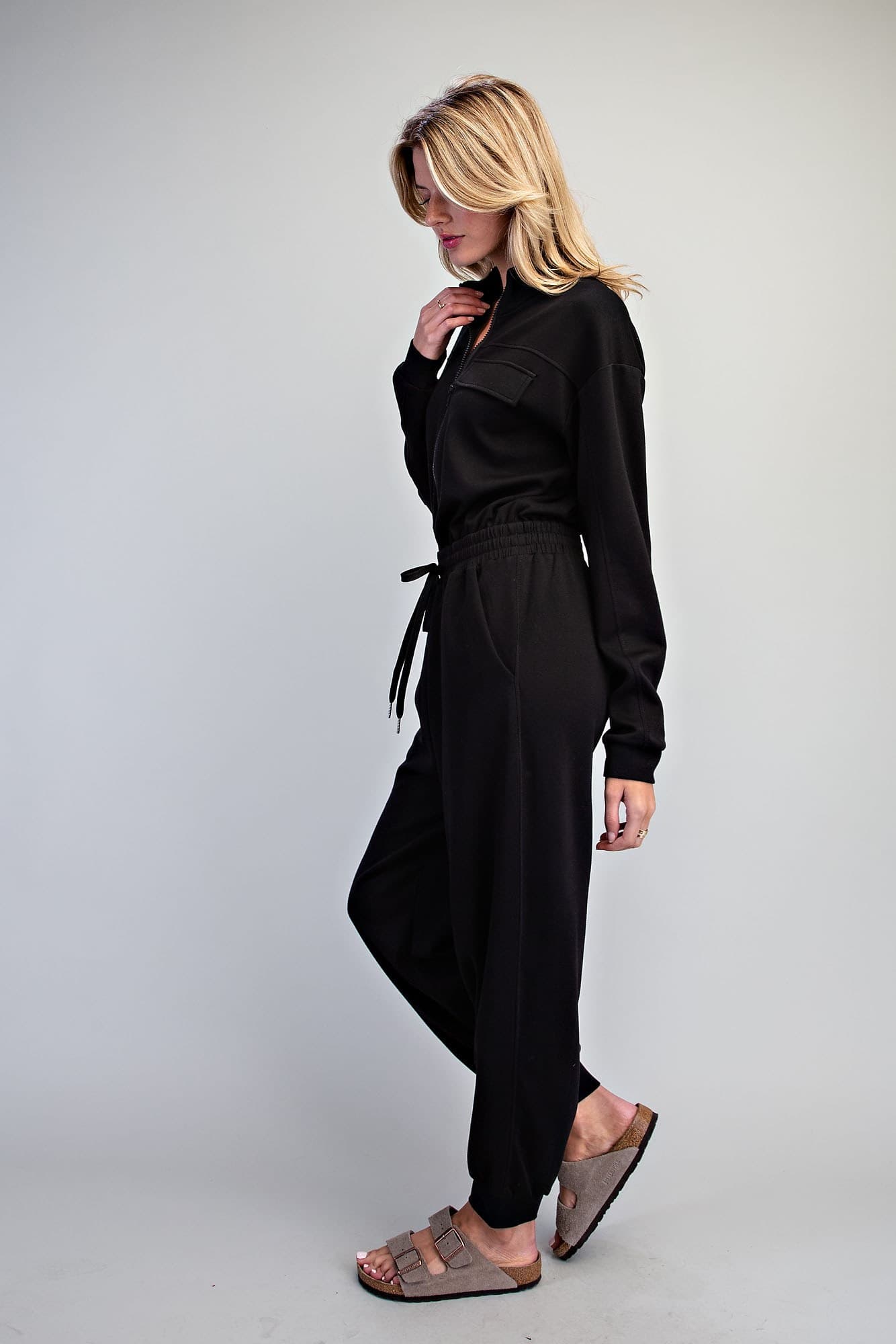 BK16599 - BLACK