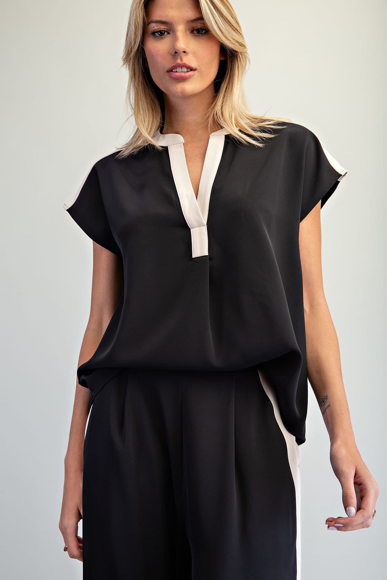 TK16794 - BLACK