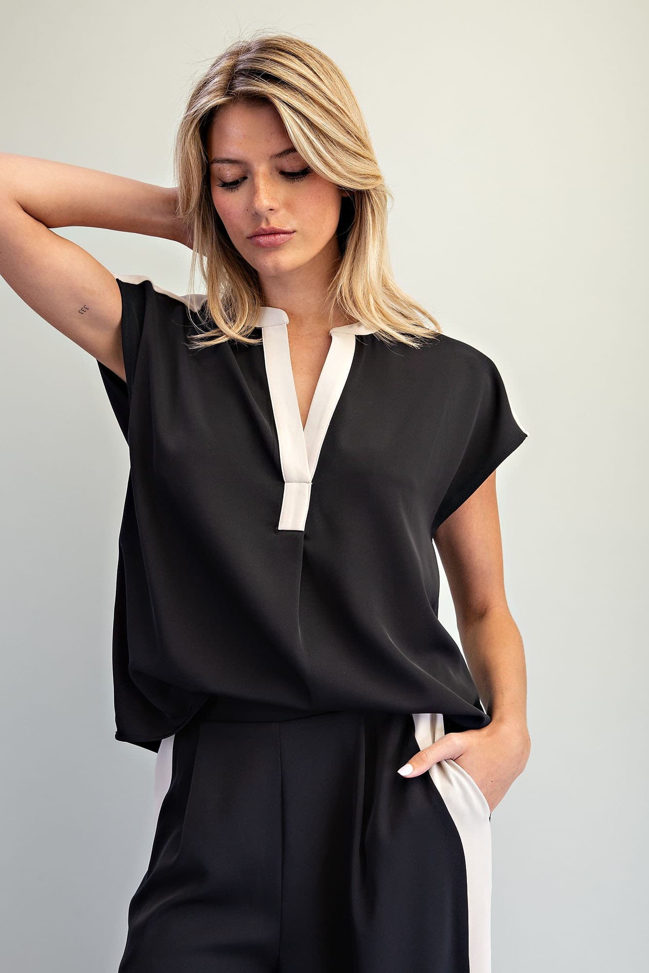 TK16794 - BLACK