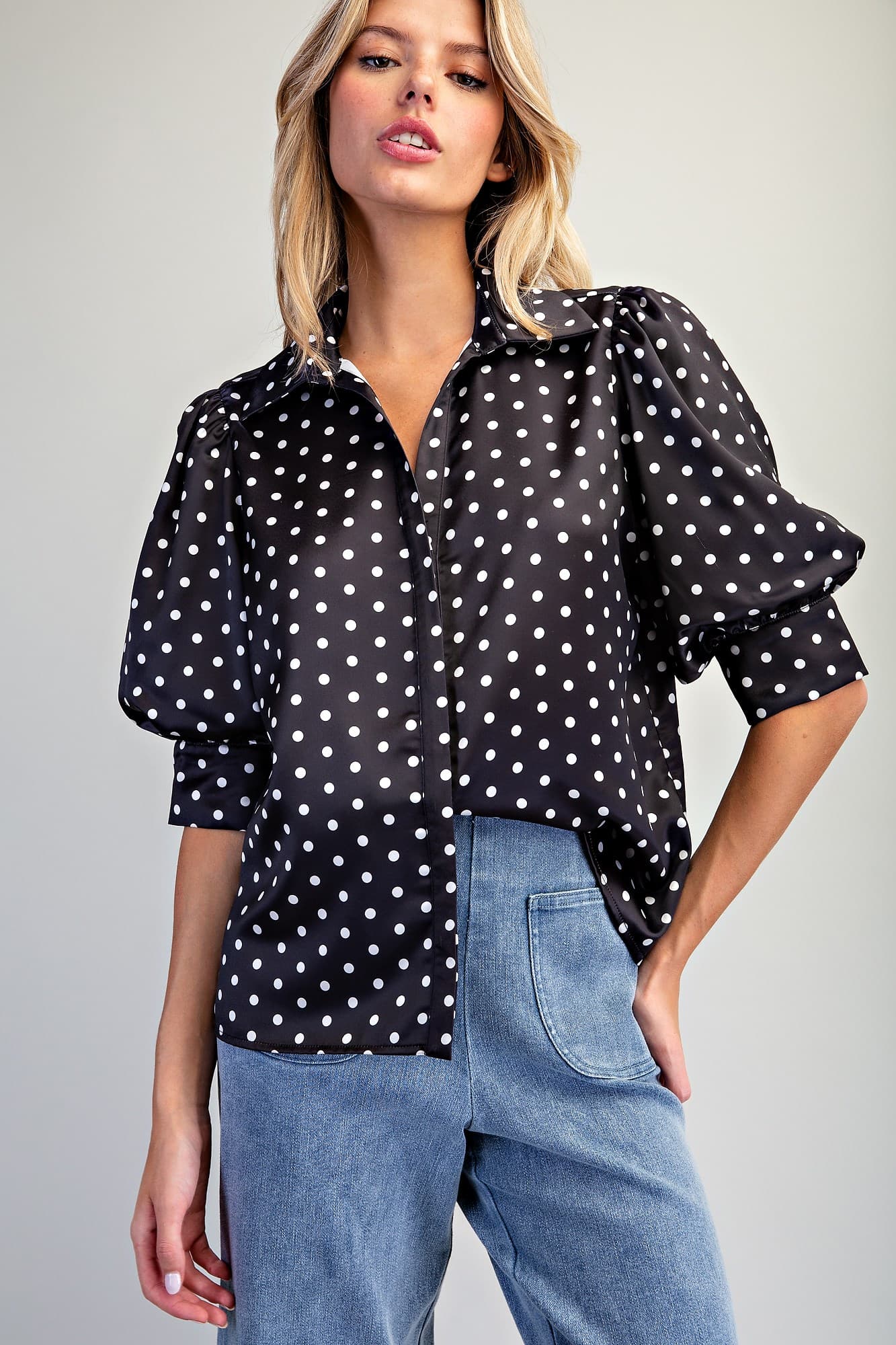 TH17310 - BLACK