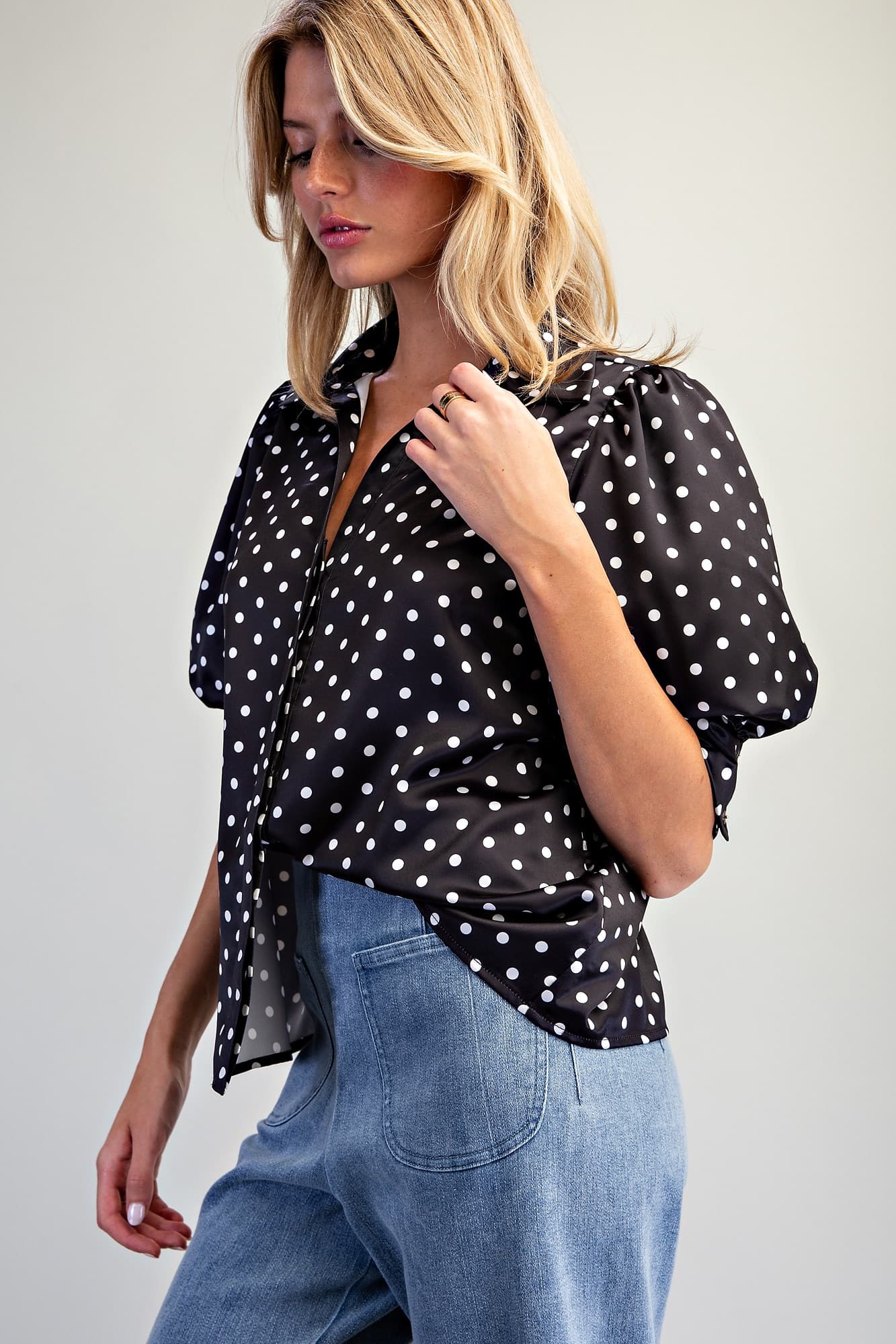 TH17310 - BLACK