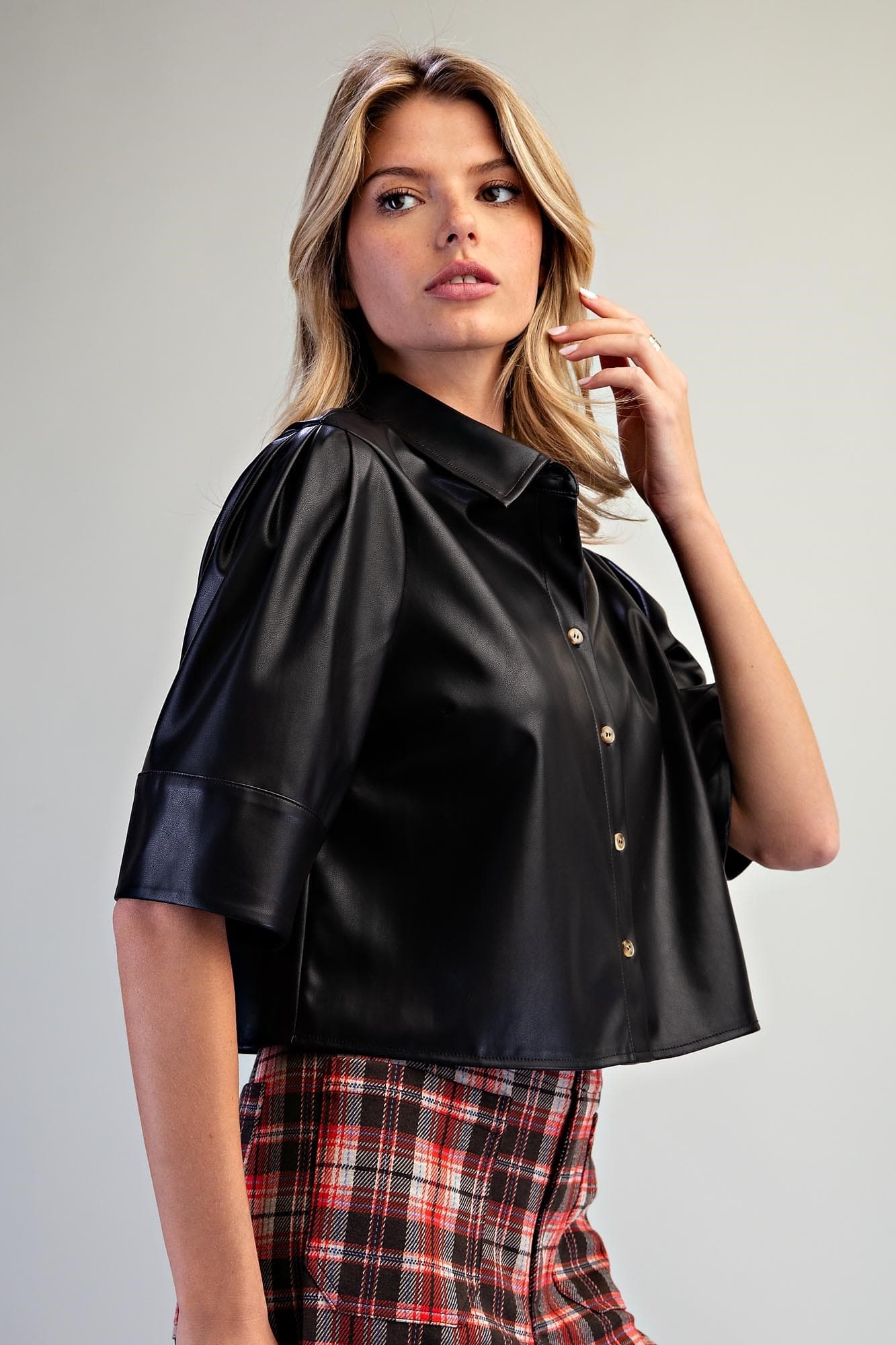 TK16657 - BLACK