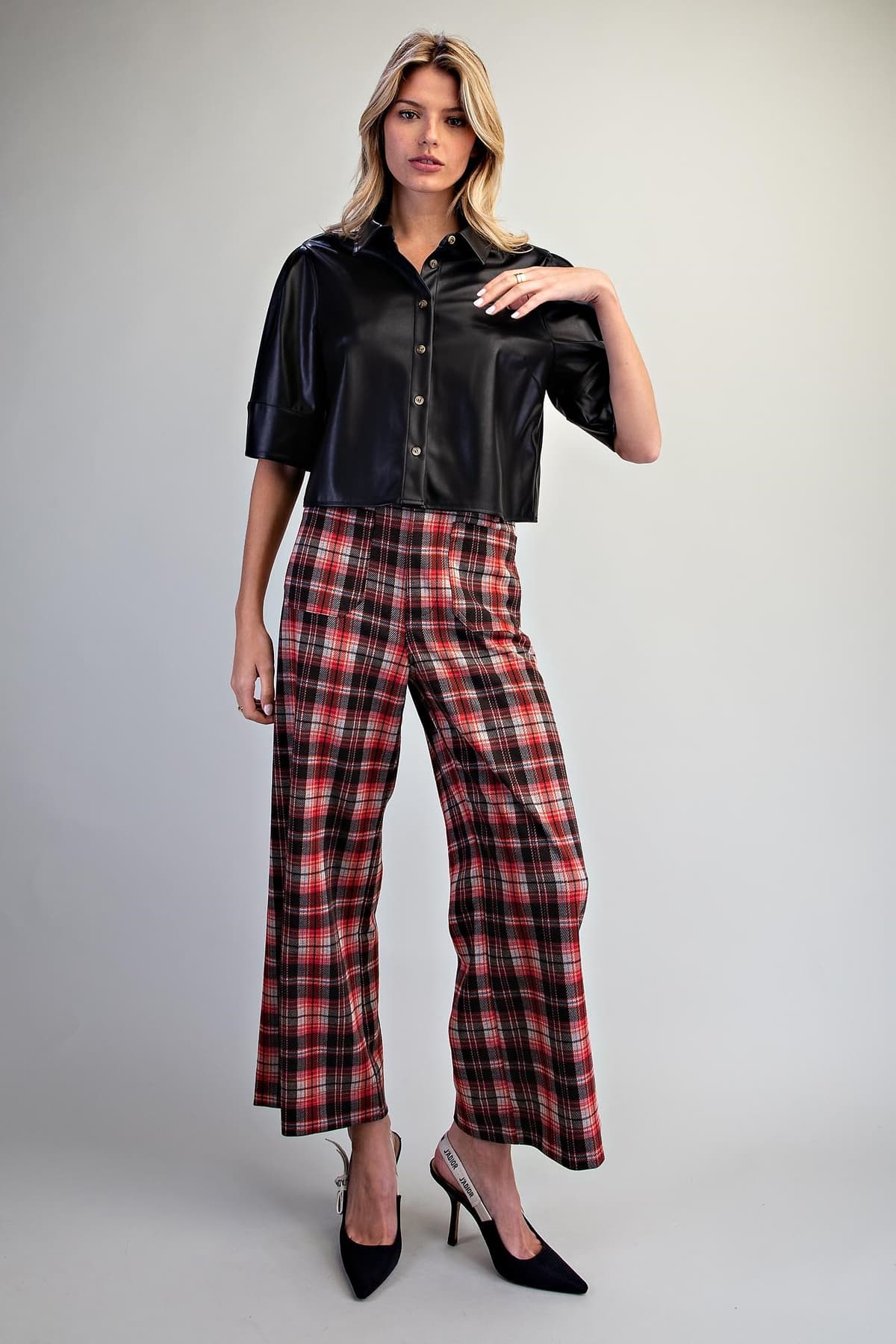 TK16657 - BLACK
