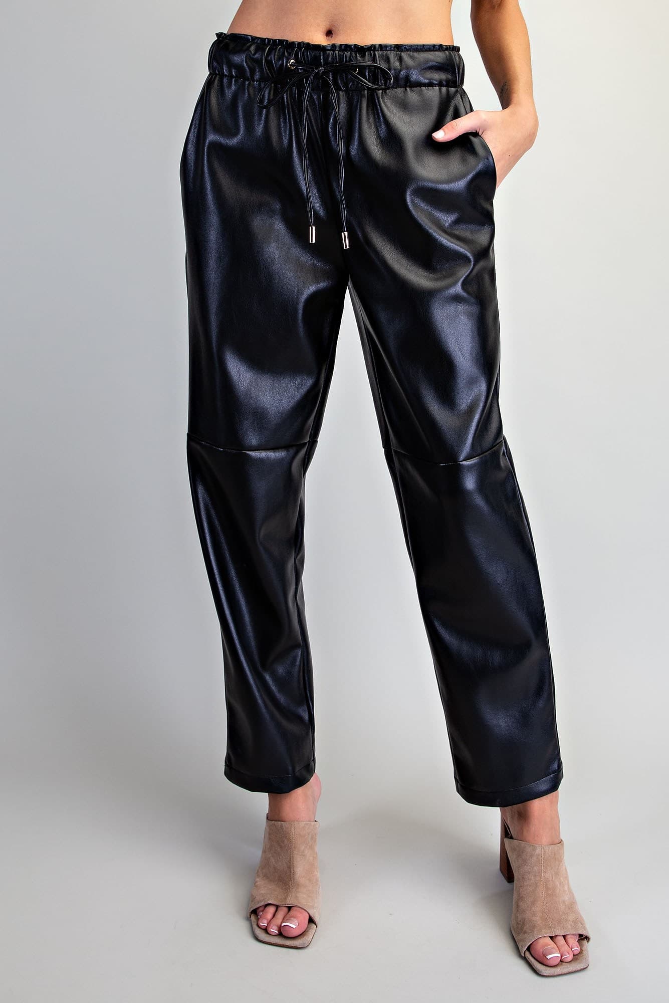 PK16662 - BLACK