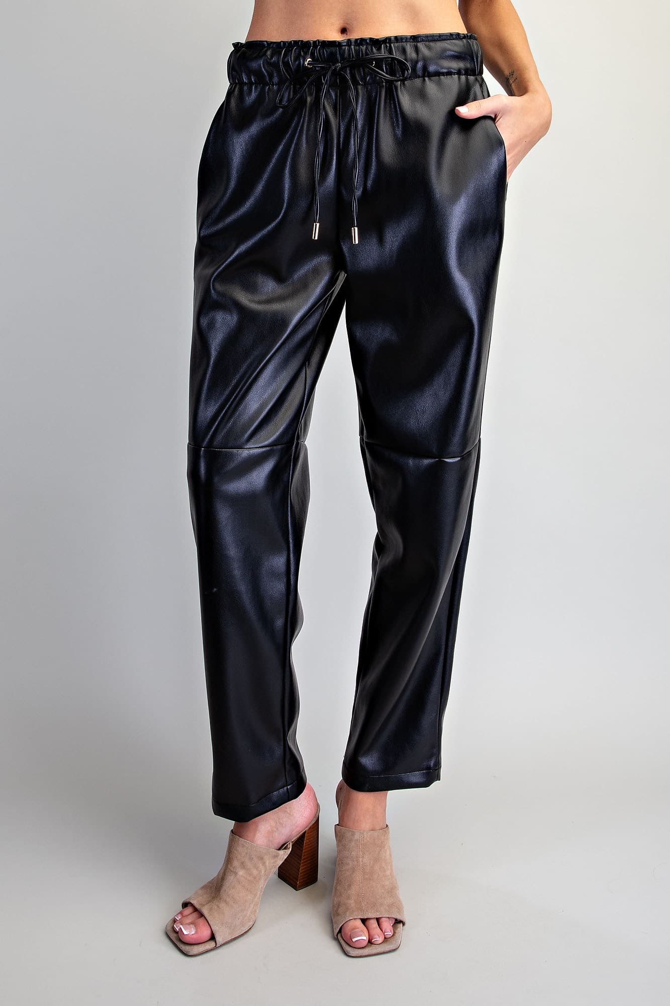 PK16662 - BLACK