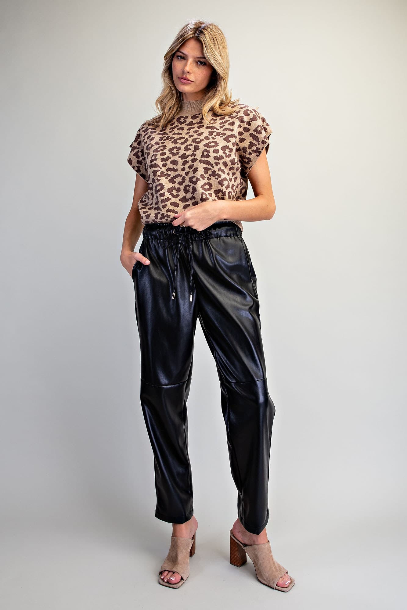 PK16662 - BLACK